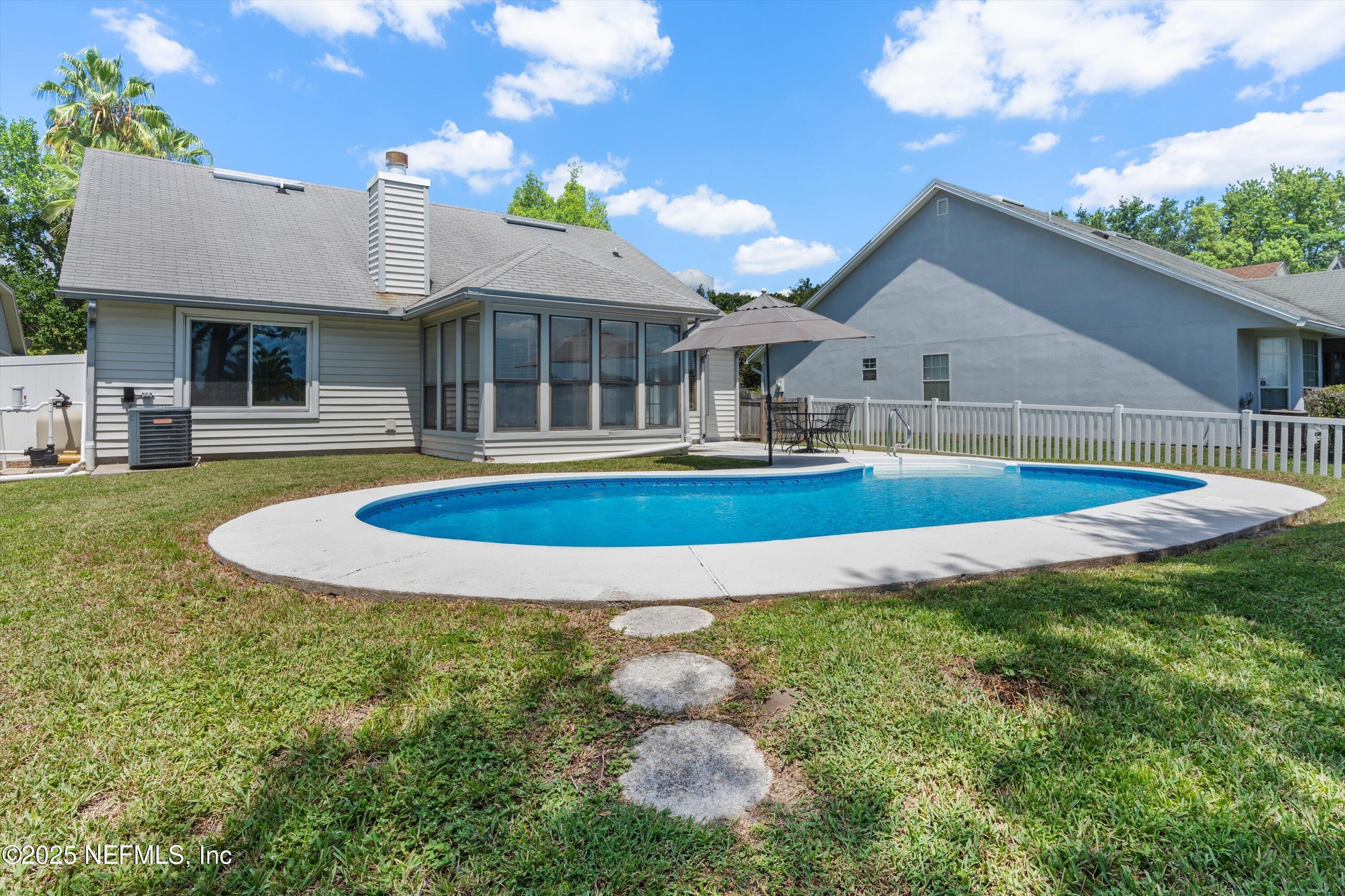 311 LAKE BLUFF Court