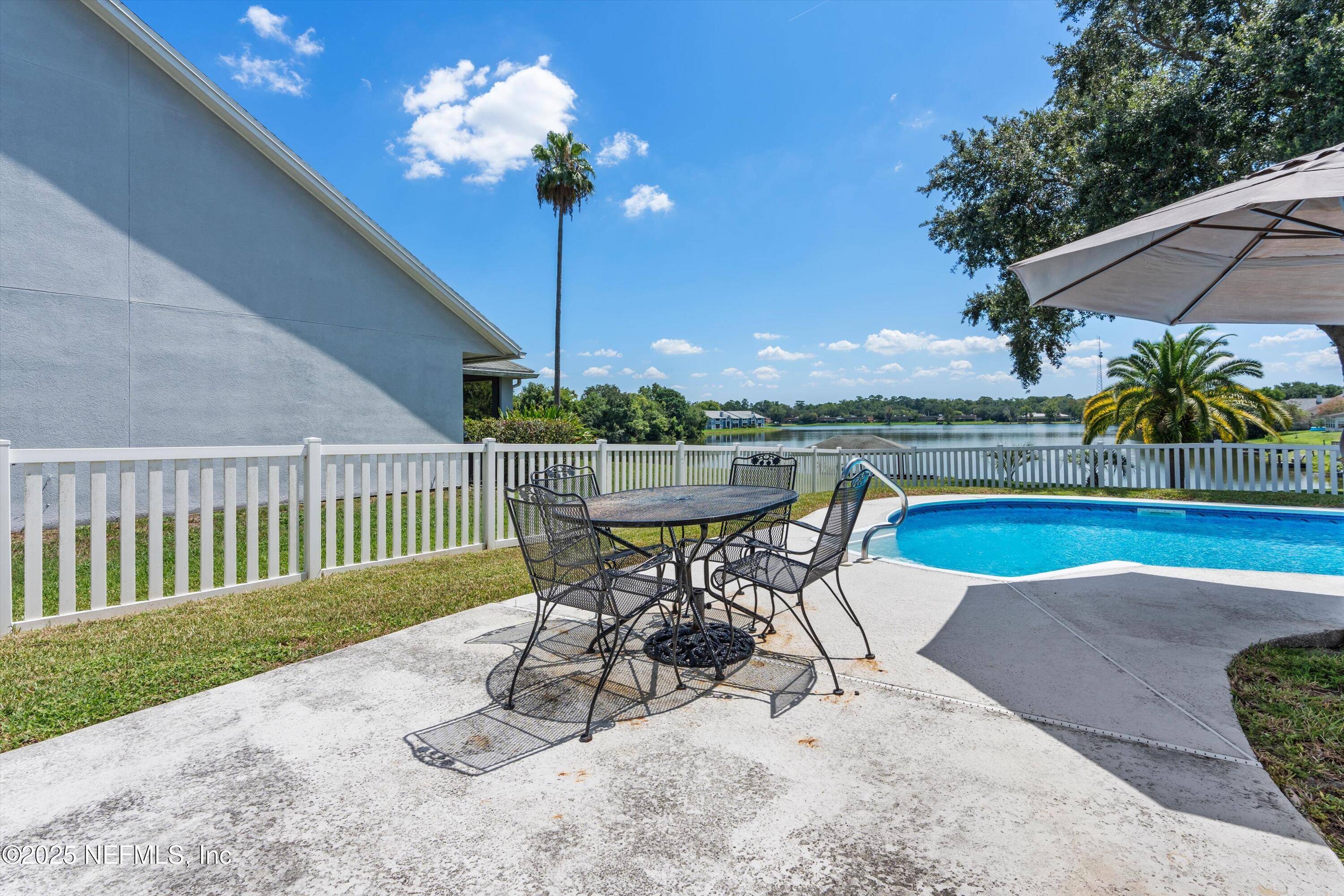 311 LAKE BLUFF Court