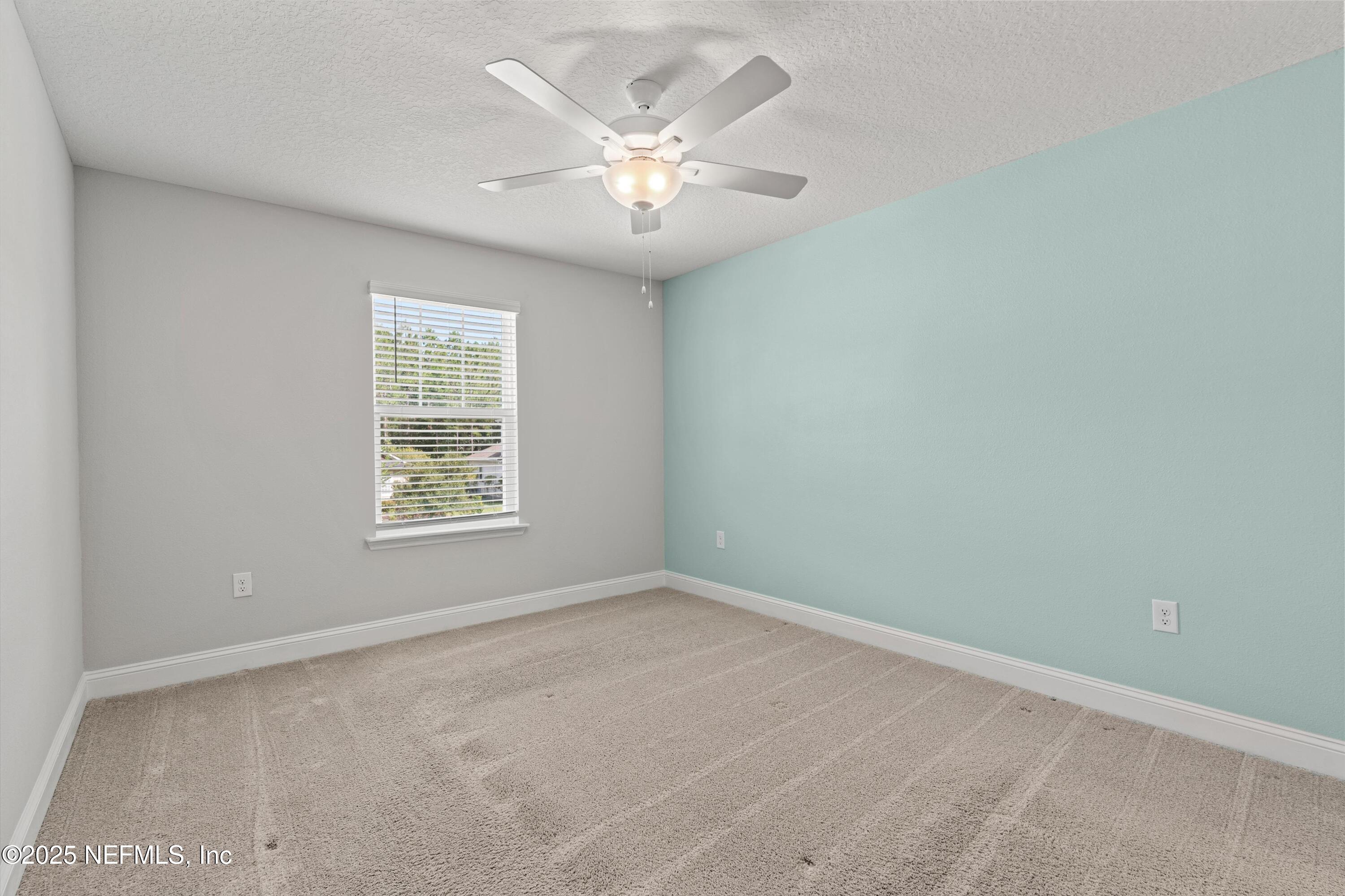 285 BRAMBLY VINE Drive, St. Johns