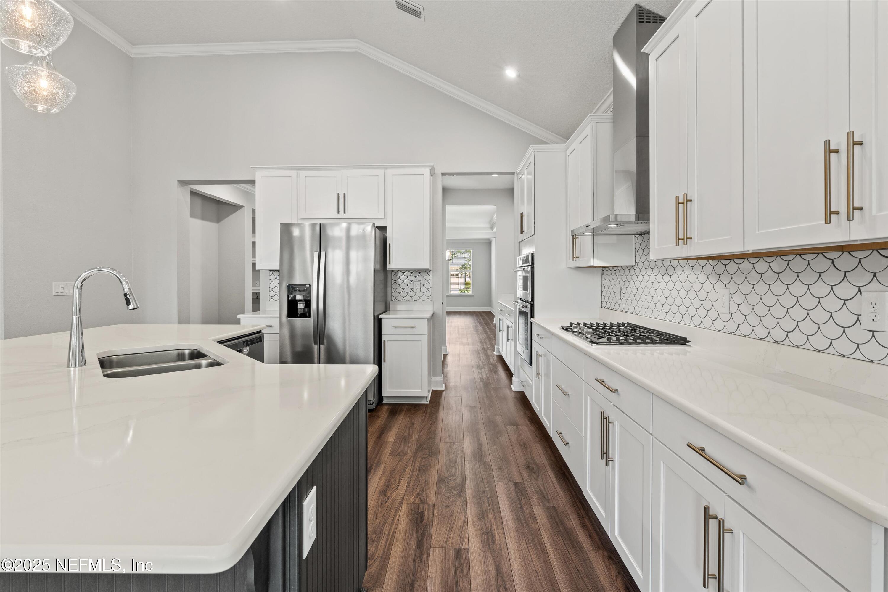 285 BRAMBLY VINE Drive, St. Johns