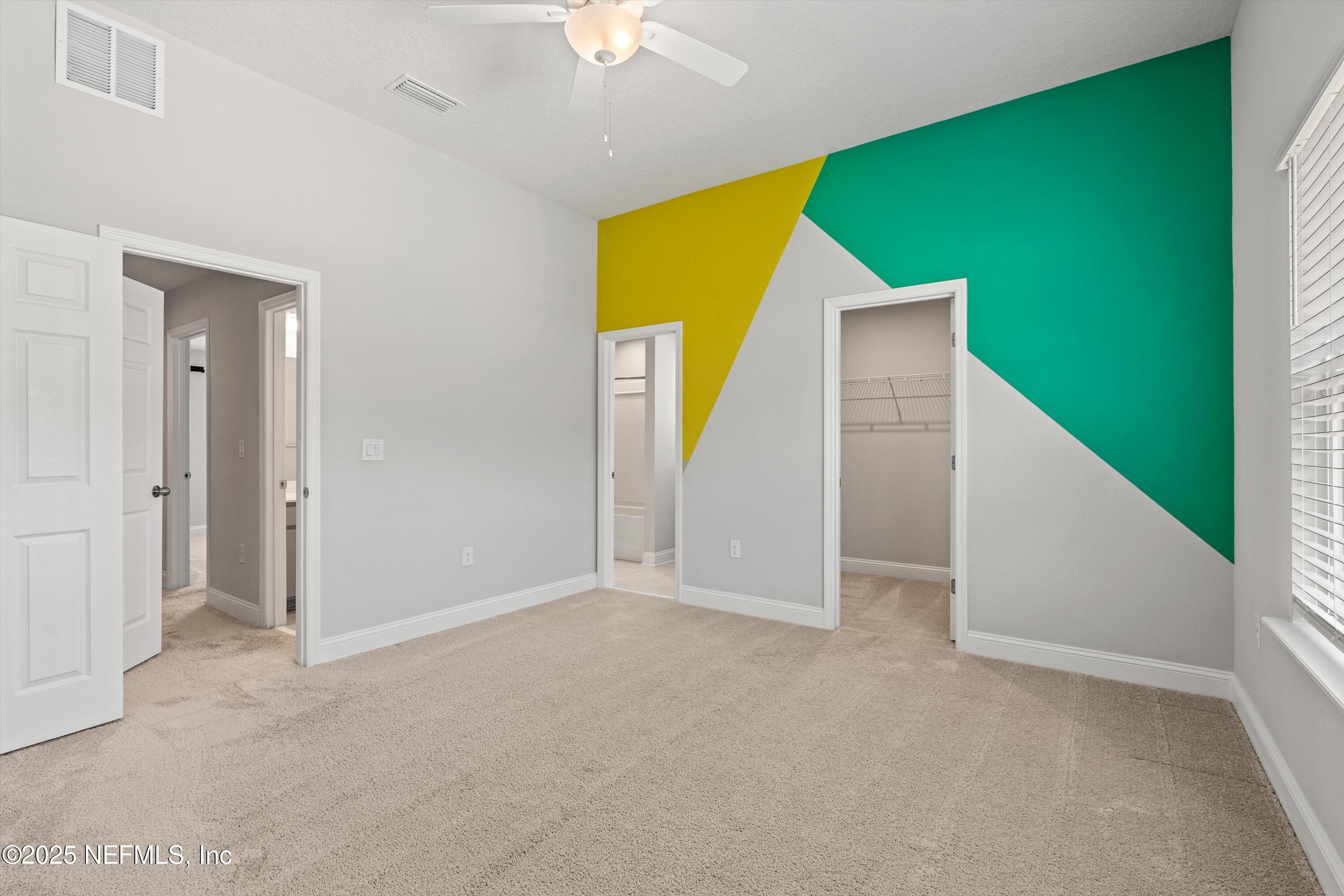 285 BRAMBLY VINE Drive, St. Johns