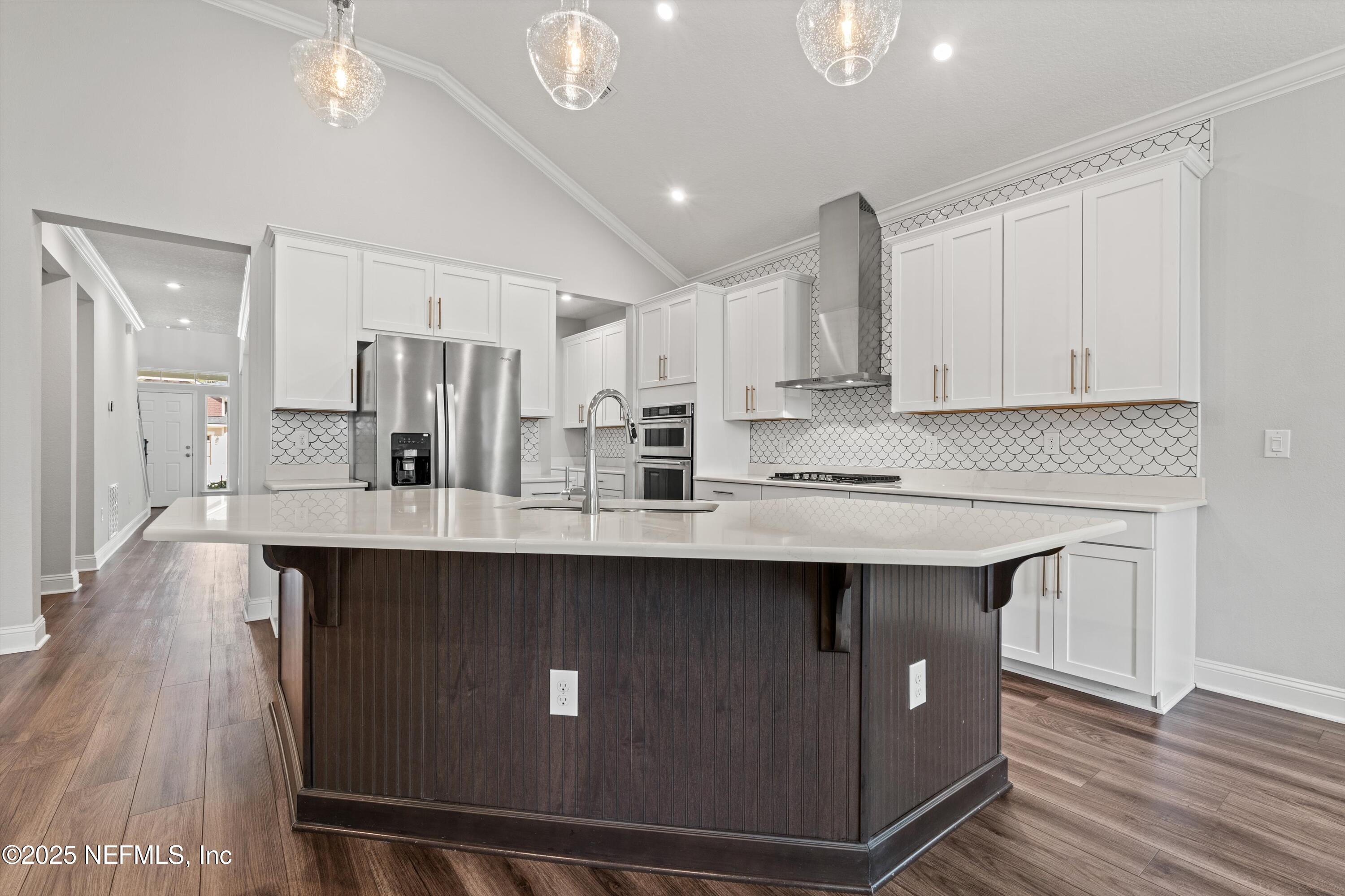 285 BRAMBLY VINE Drive, St. Johns