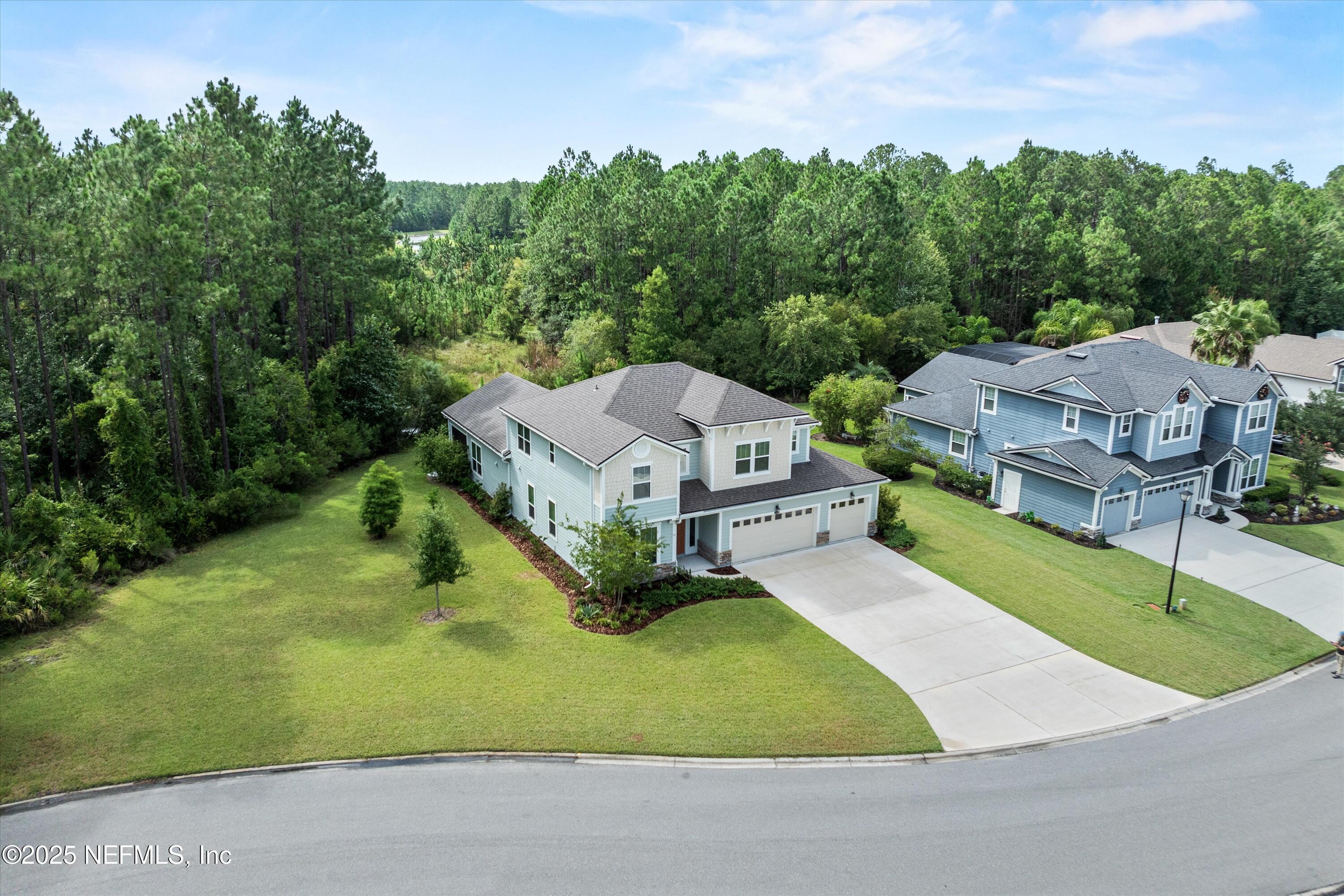 285 BRAMBLY VINE Drive, St. Johns