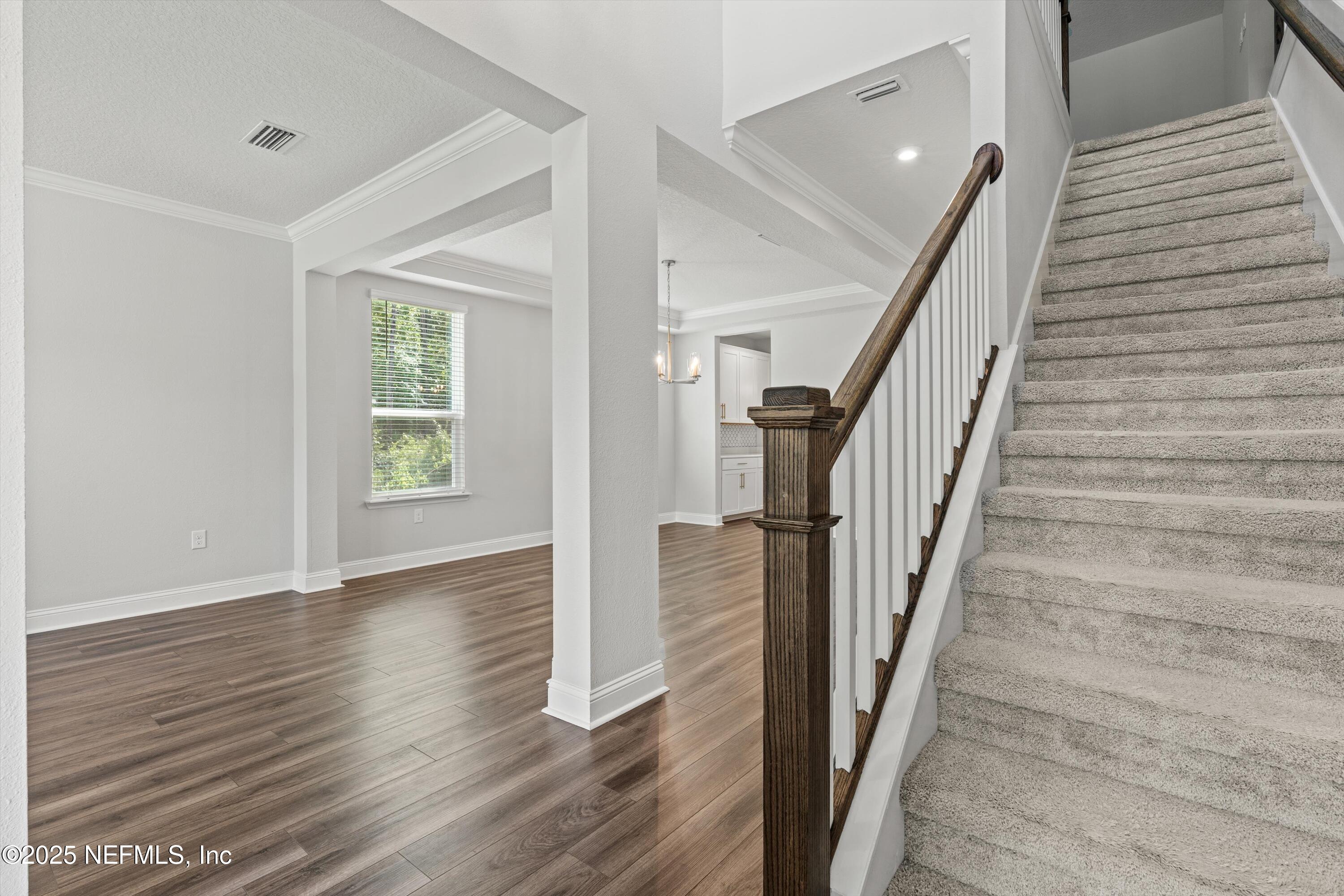 285 BRAMBLY VINE Drive, St. Johns