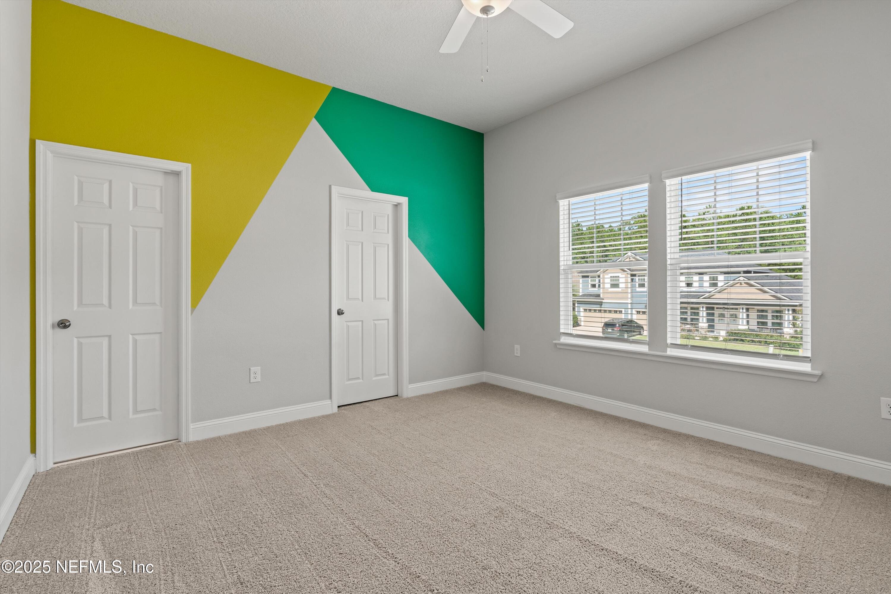 285 BRAMBLY VINE Drive, St. Johns