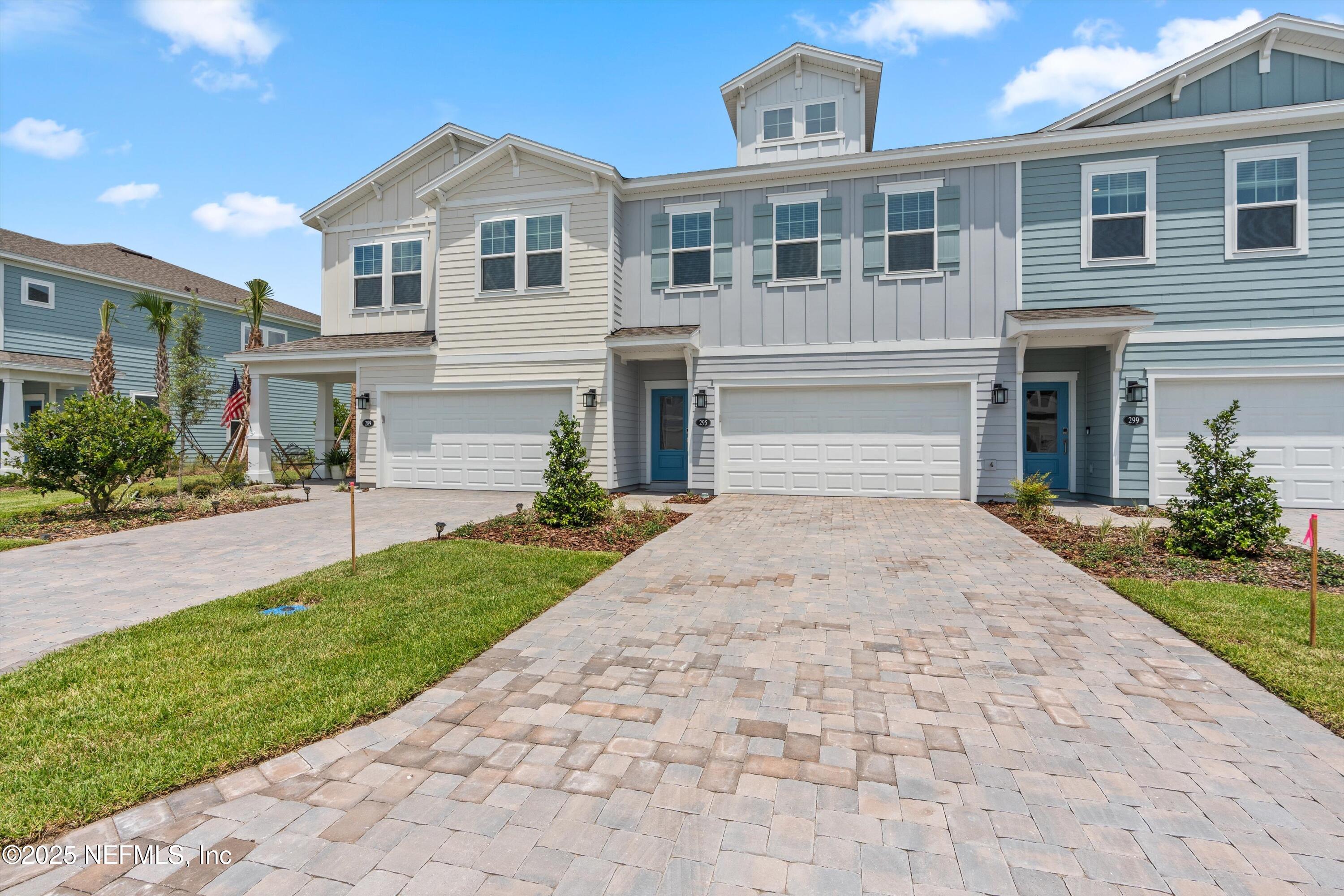 295 CHERRY ELM Drive, St. Johns