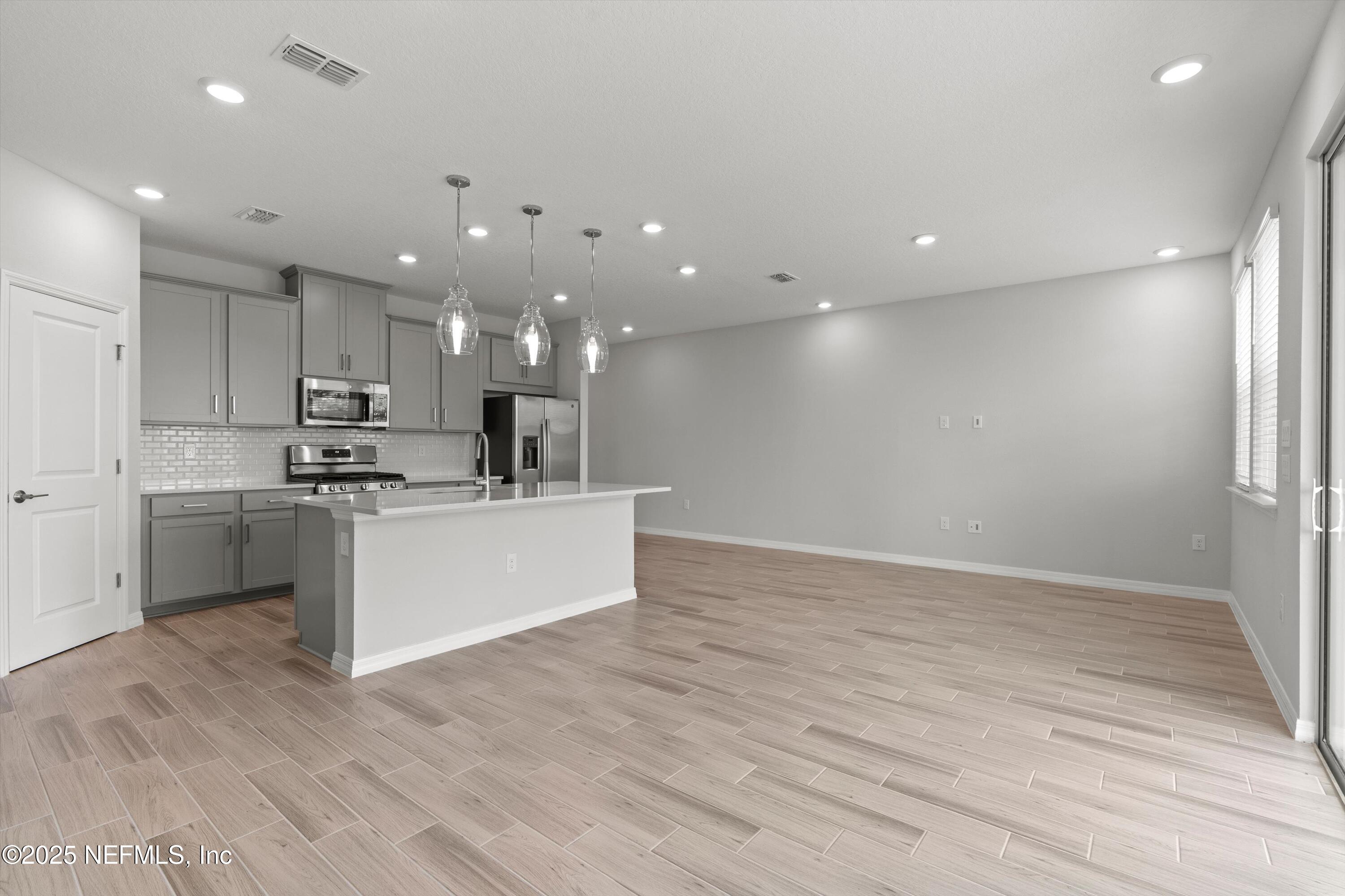 295 CHERRY ELM Drive, St. Johns
