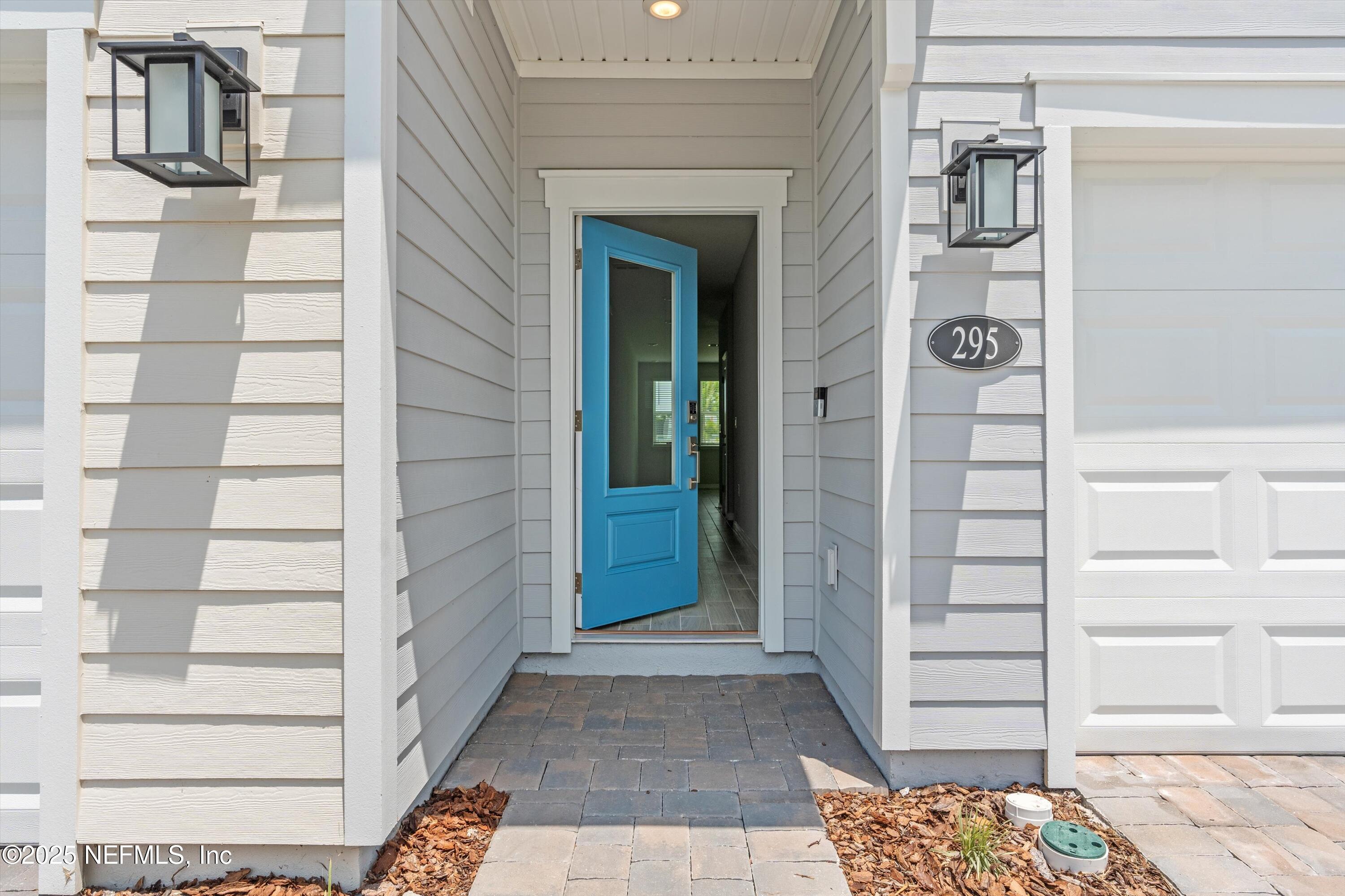 295 CHERRY ELM Drive, St. Johns