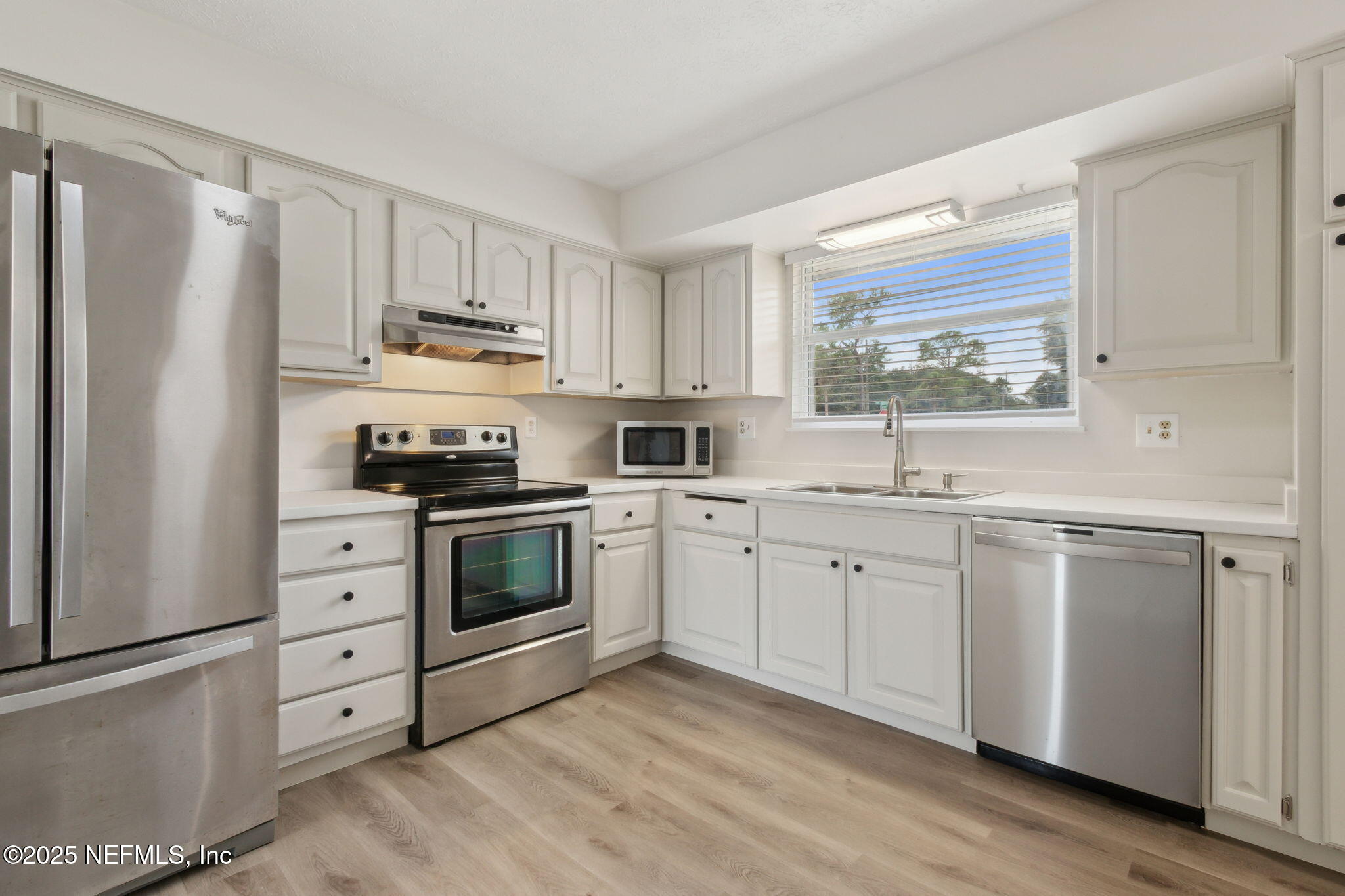 3161 SAN SALVADORE Avenue