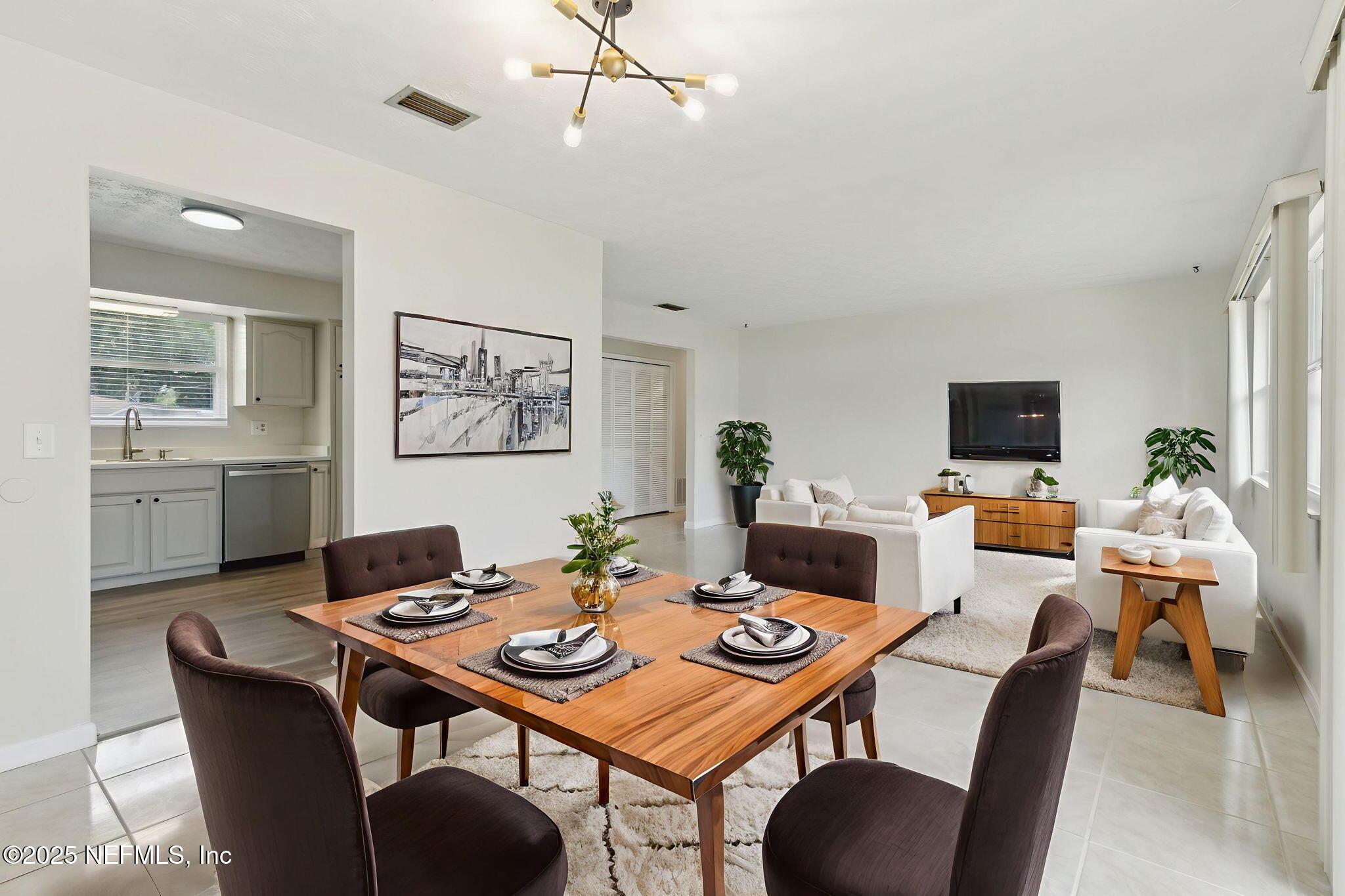 3161 SAN SALVADORE Avenue