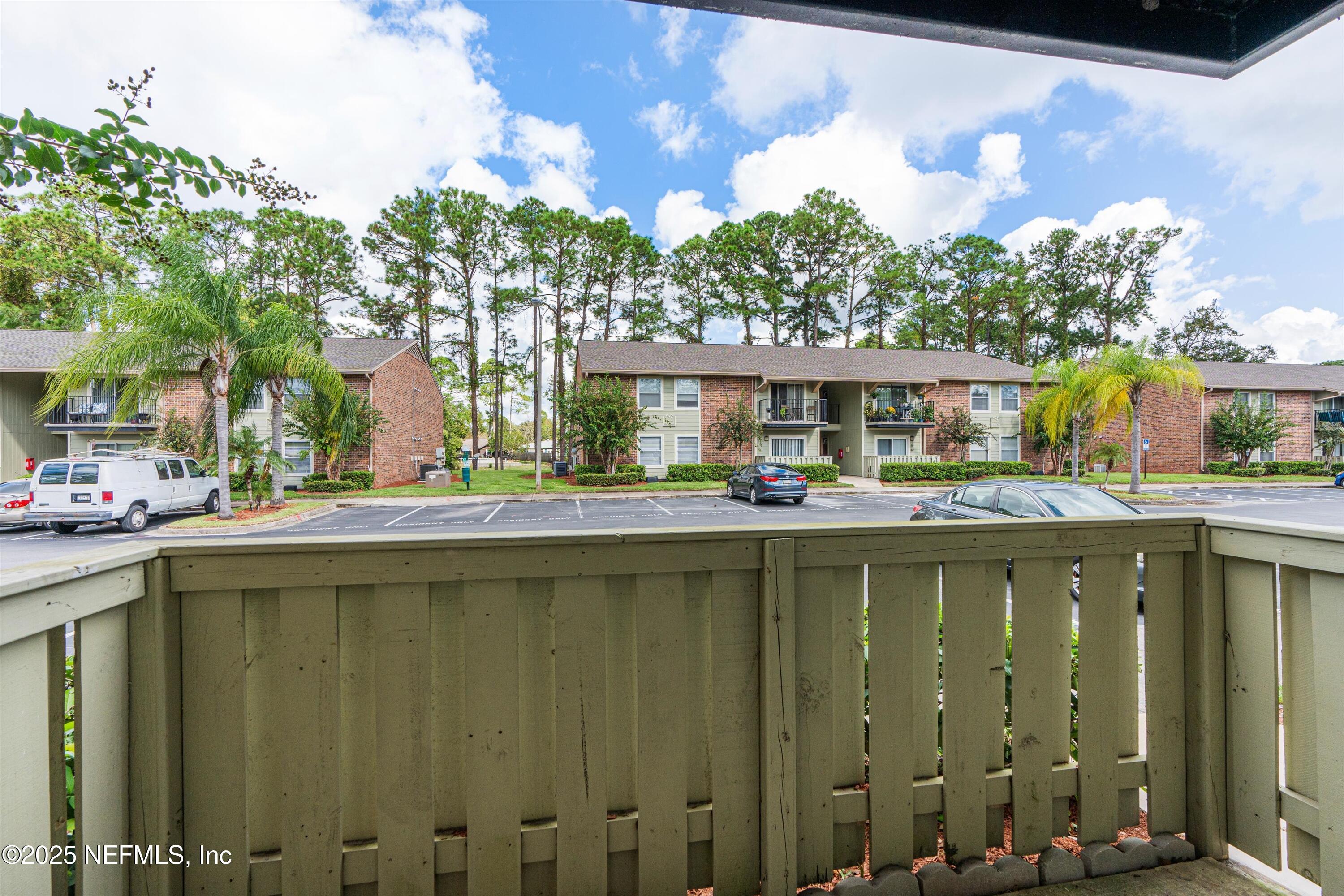 3737 LORETTO Road, 903