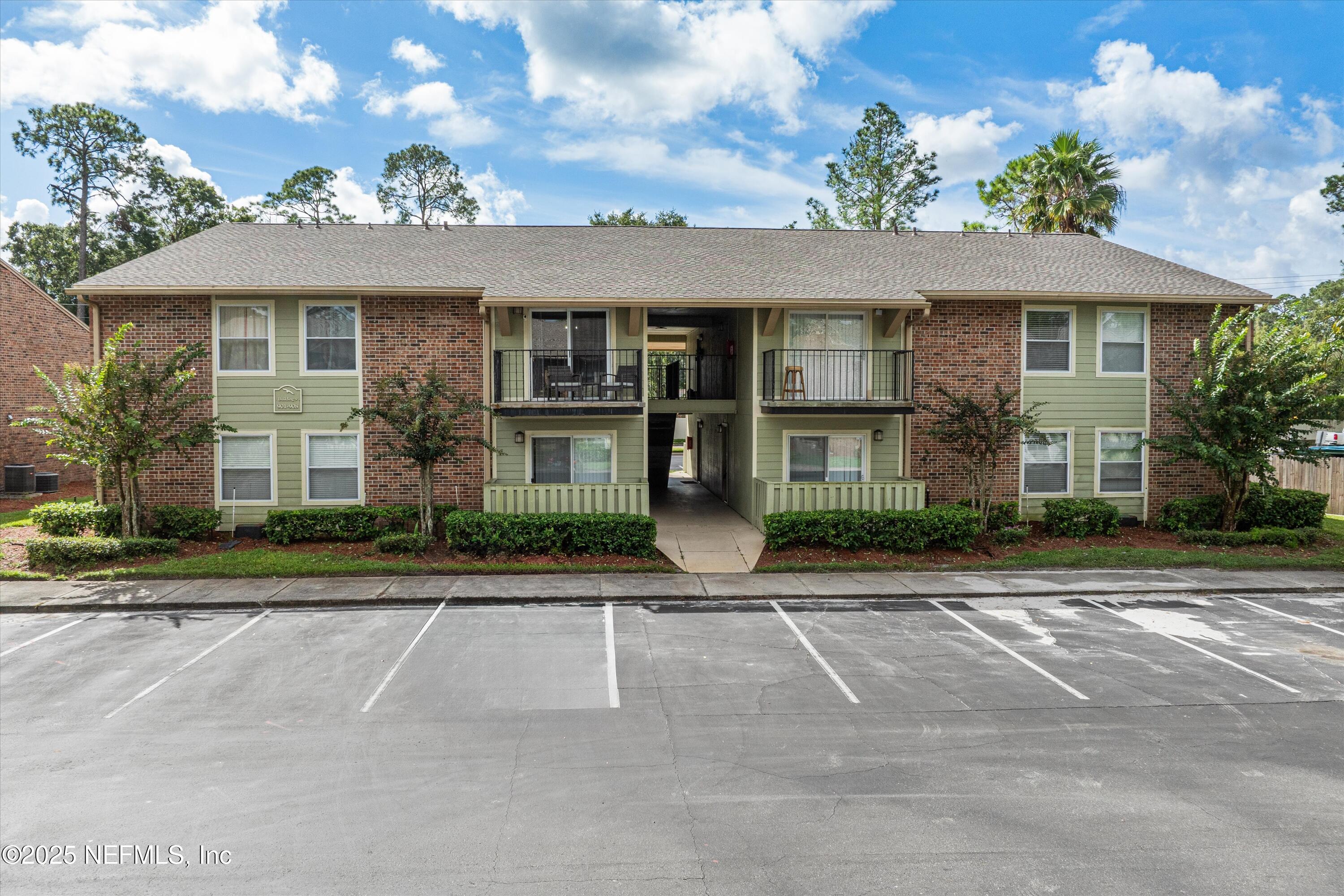 3737 LORETTO Road, 903