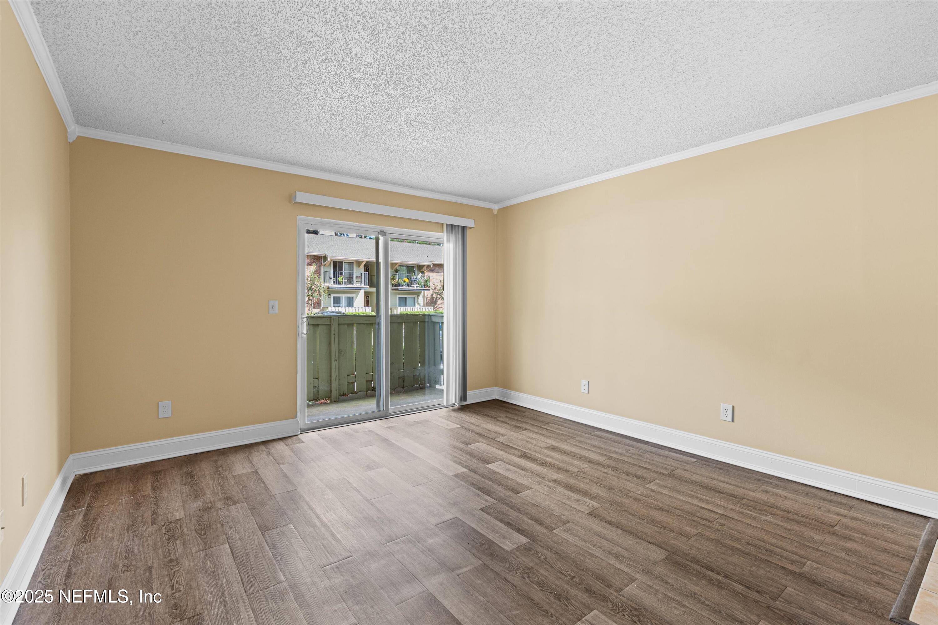 3737 LORETTO Road, 903