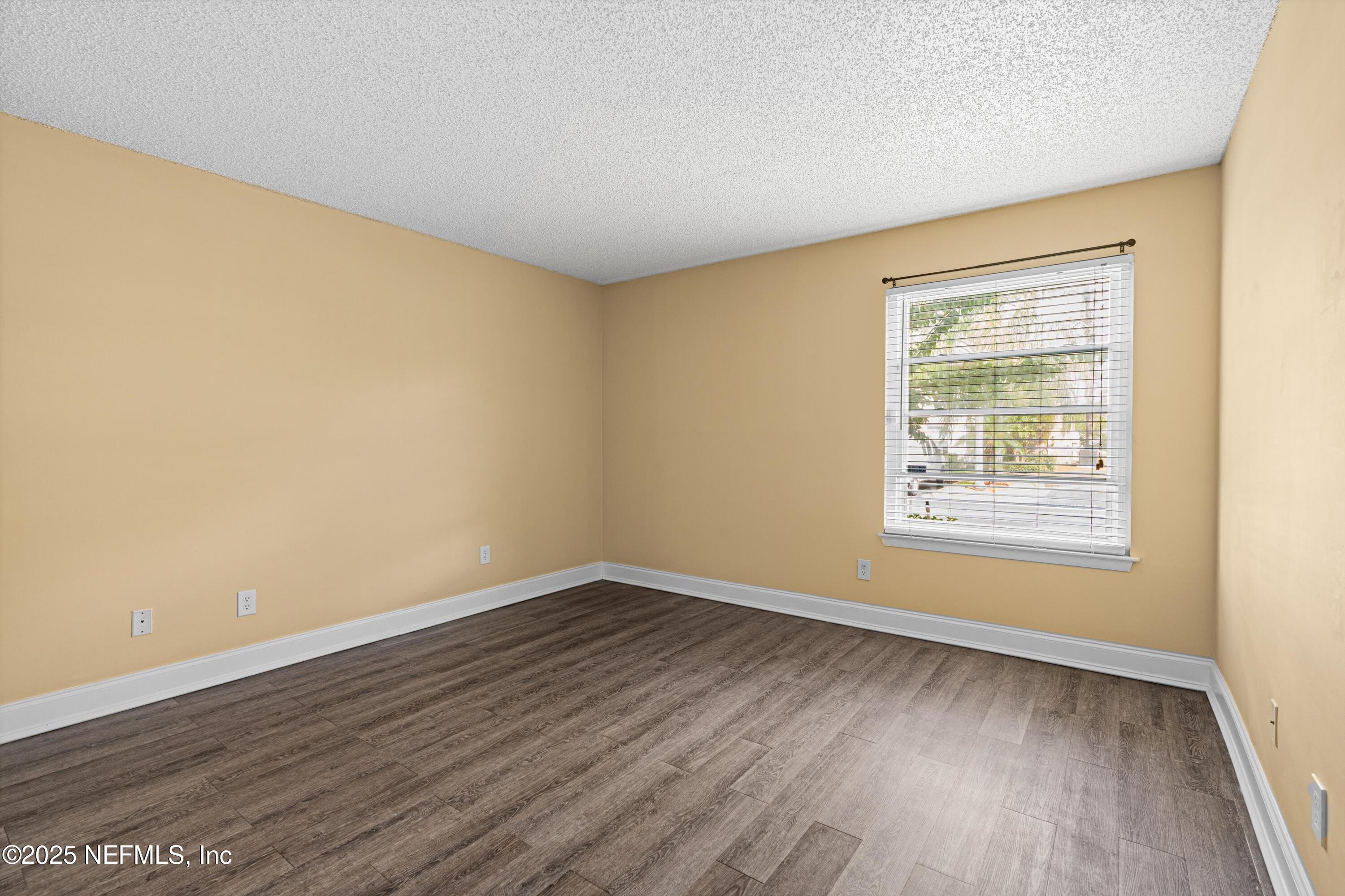 3737 LORETTO Road, 903