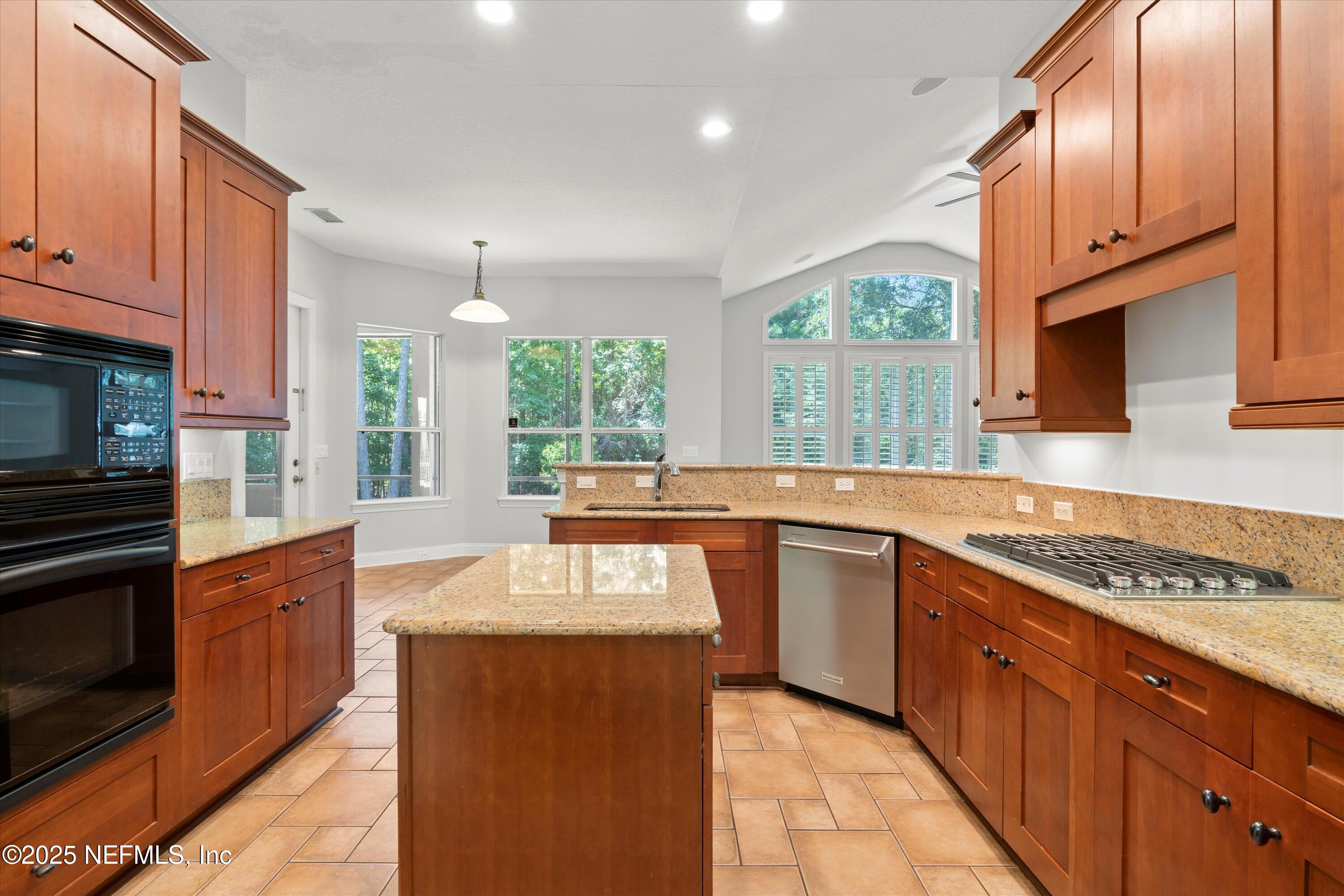 713 CARTHAGE Place, St. Johns