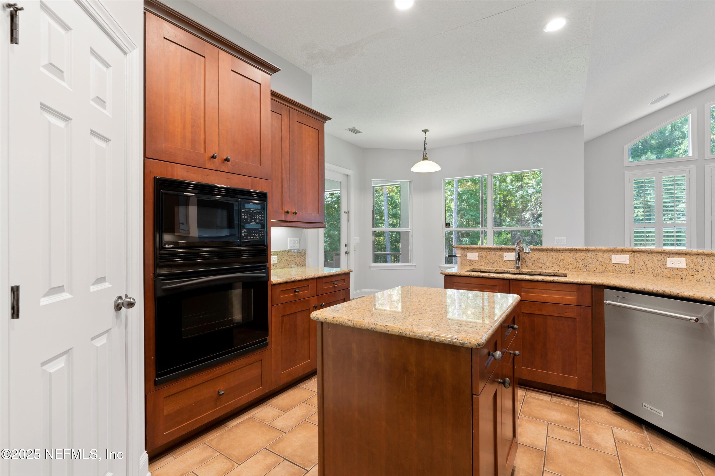 713 CARTHAGE Place, St. Johns