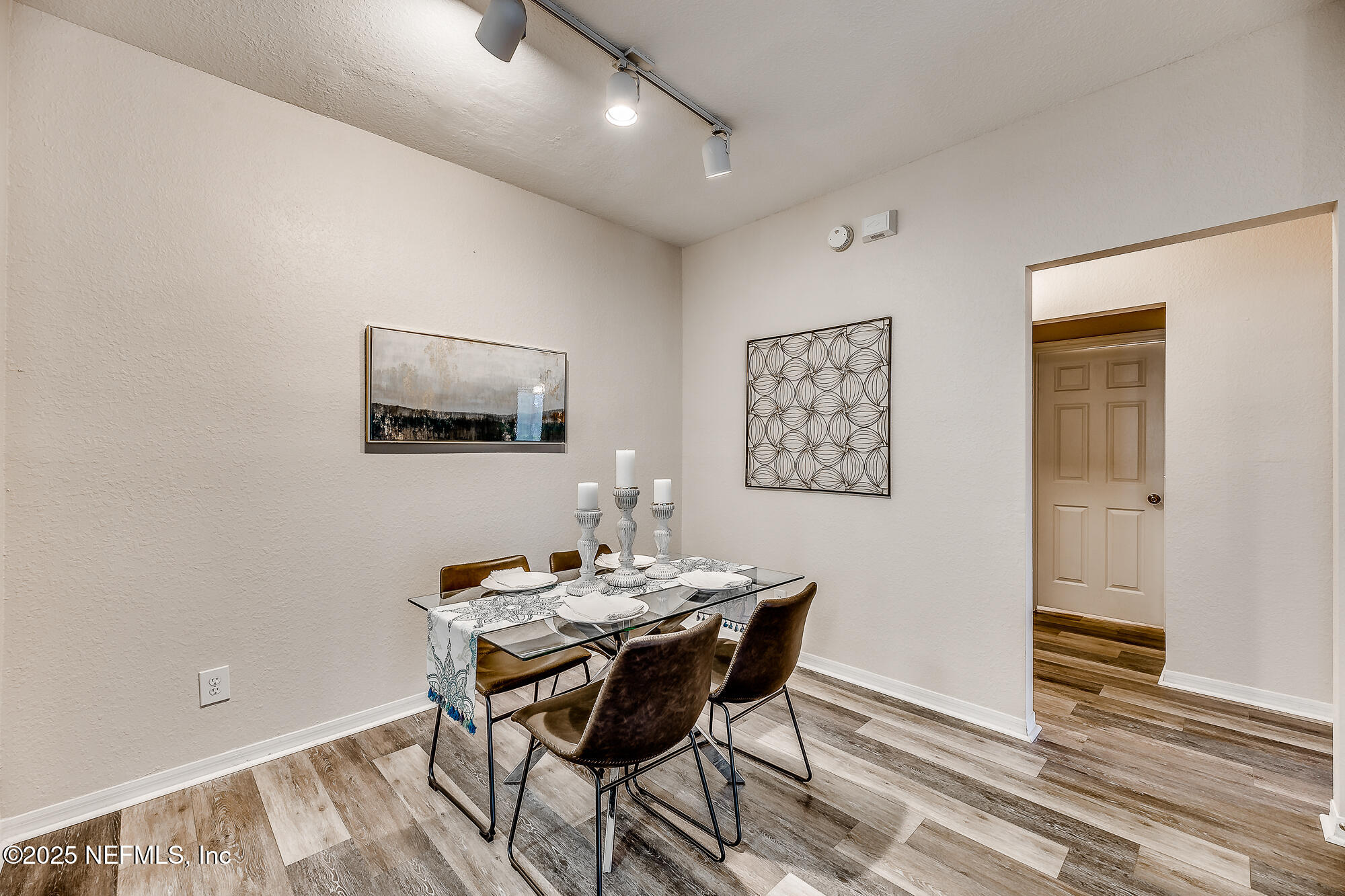 13700 RICHMOND PARK Drive N, 804