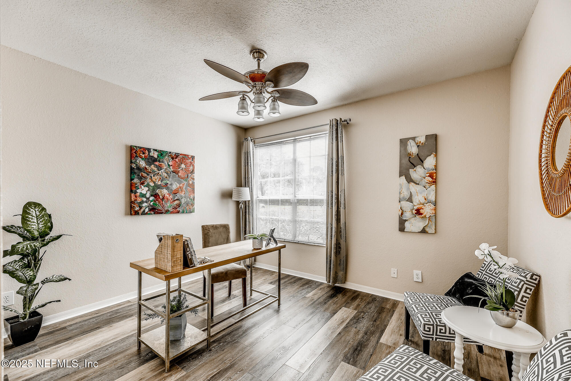 13700 RICHMOND PARK Drive N, 804