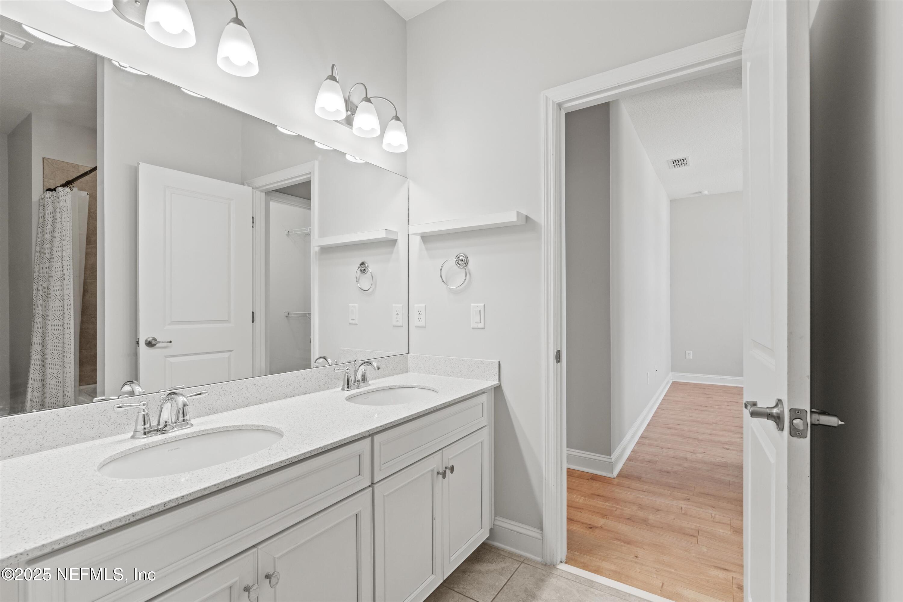 548 KENDALL CROSSING Drive, St. Johns