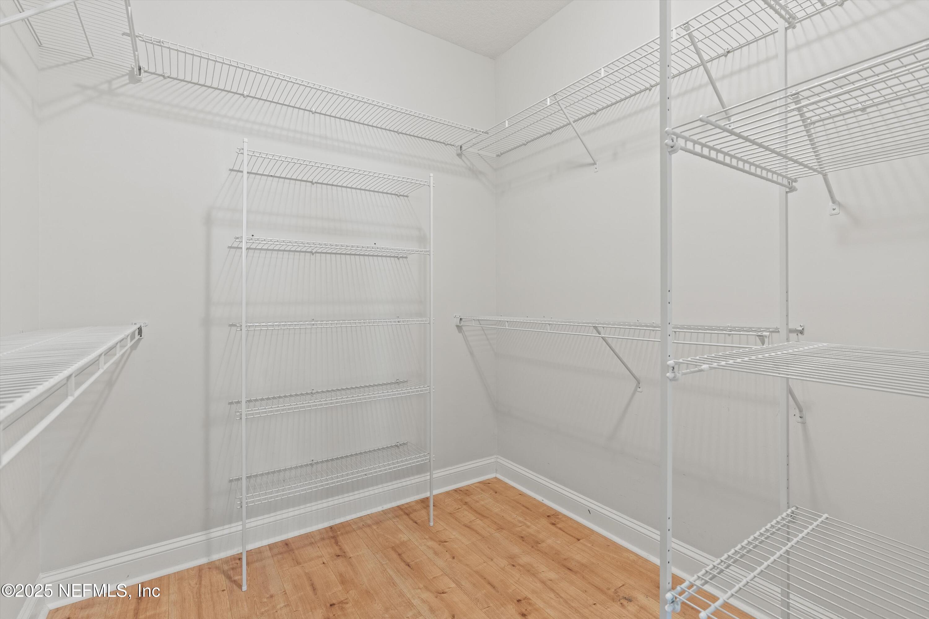 548 KENDALL CROSSING Drive, St. Johns