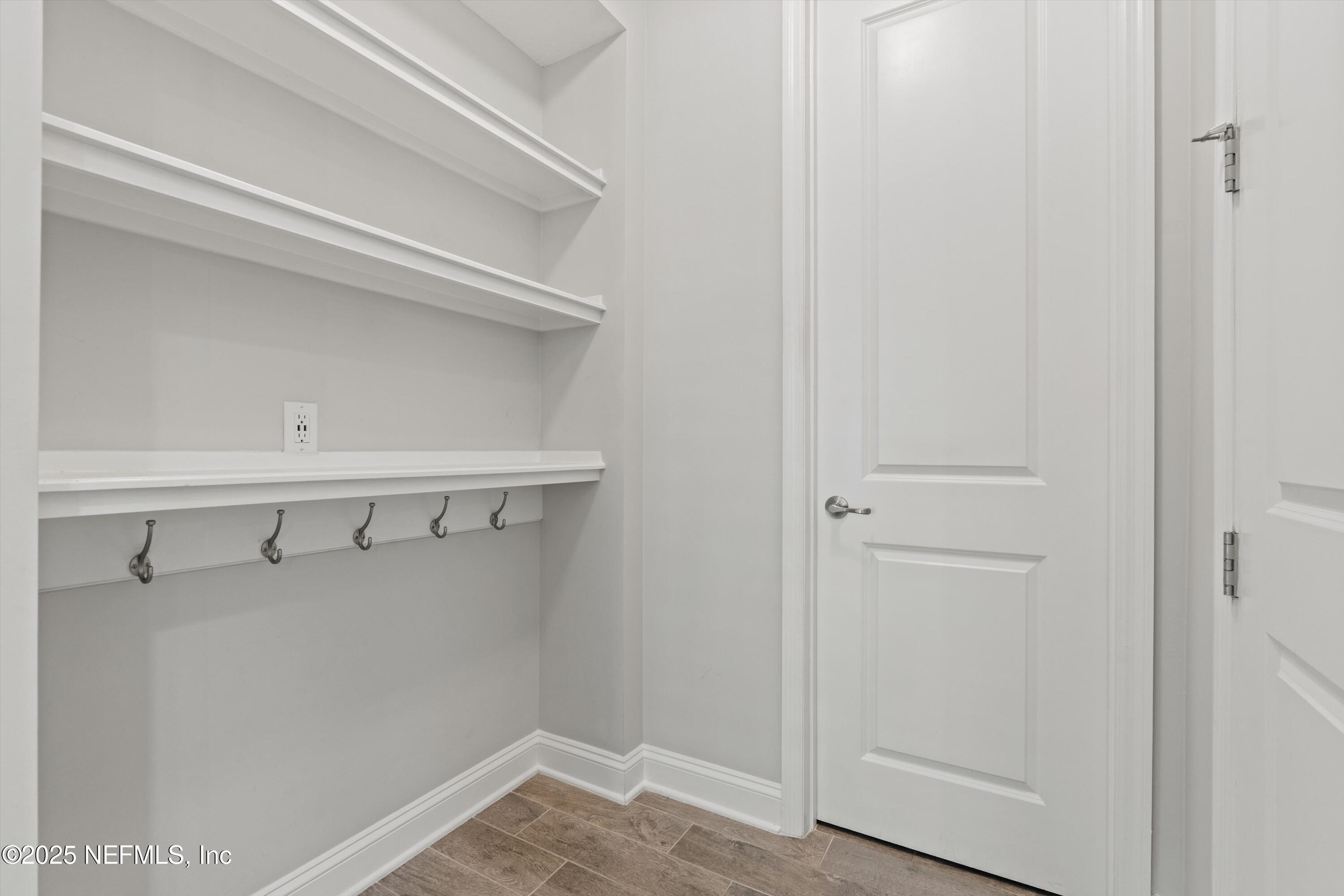 548 KENDALL CROSSING Drive, St. Johns