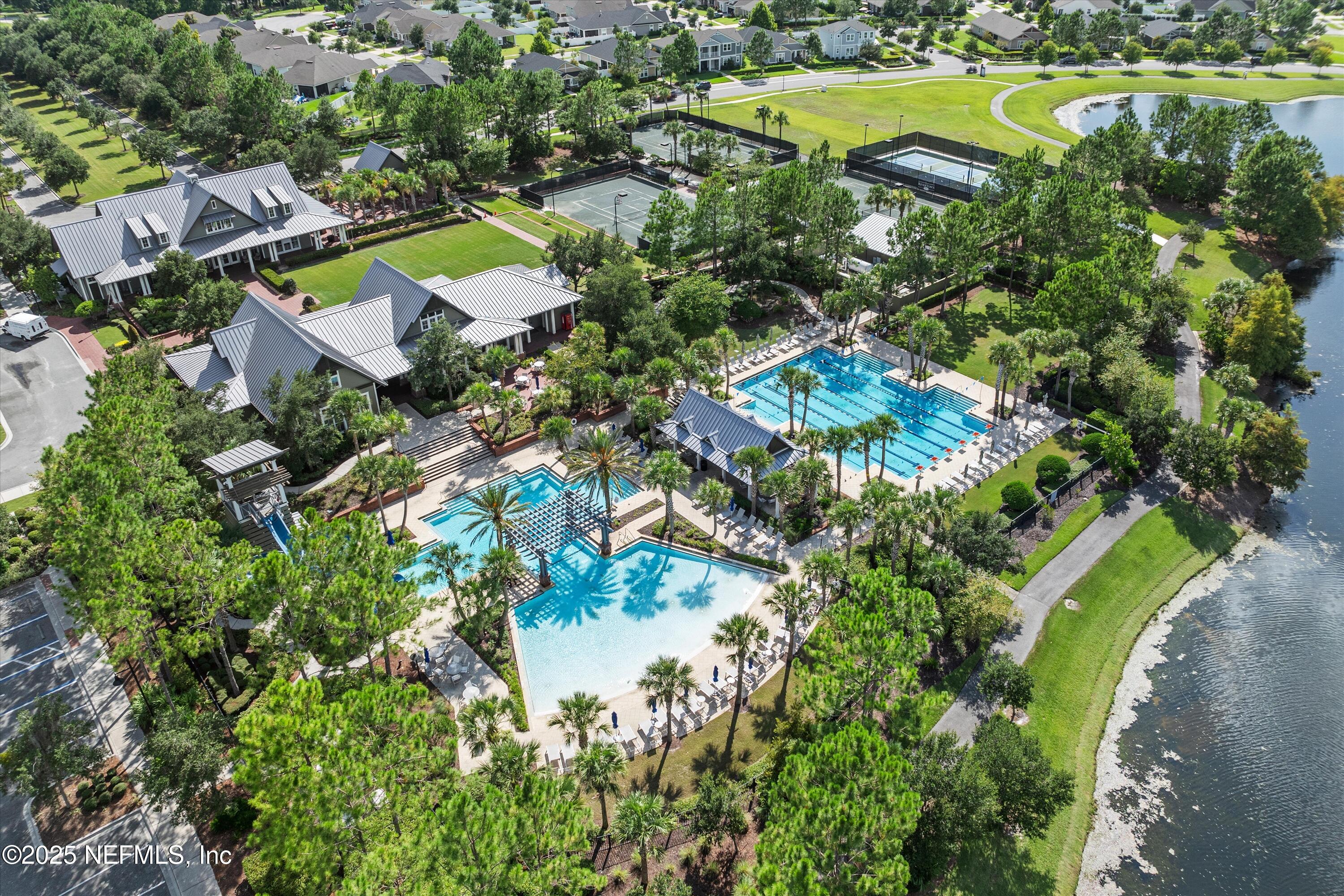 548 KENDALL CROSSING Drive, St. Johns