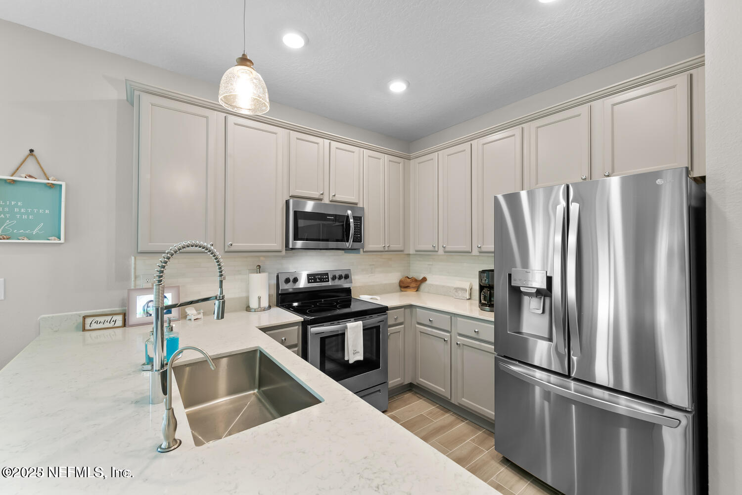 1205 BEACH DUNE Drive