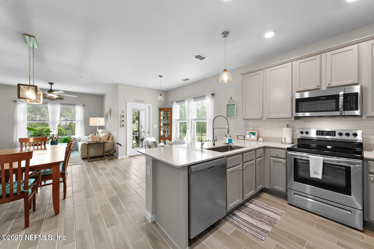 1205 BEACH DUNE Drive