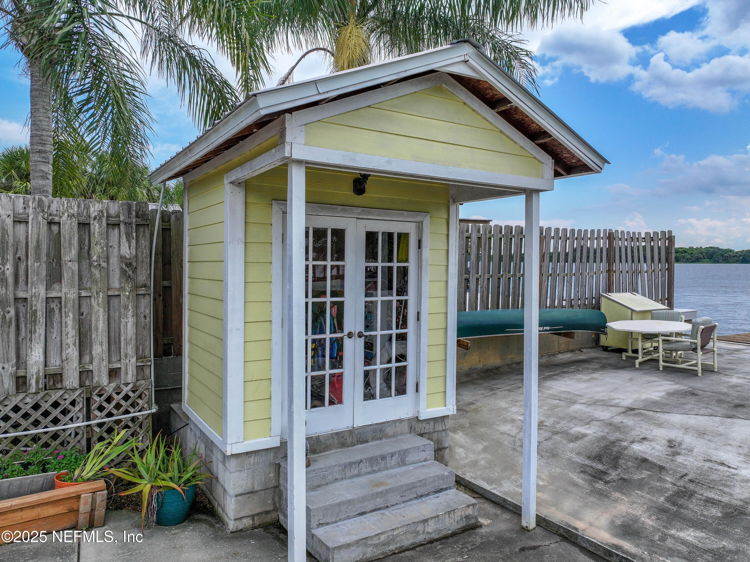 5924 HECKSCHER Drive