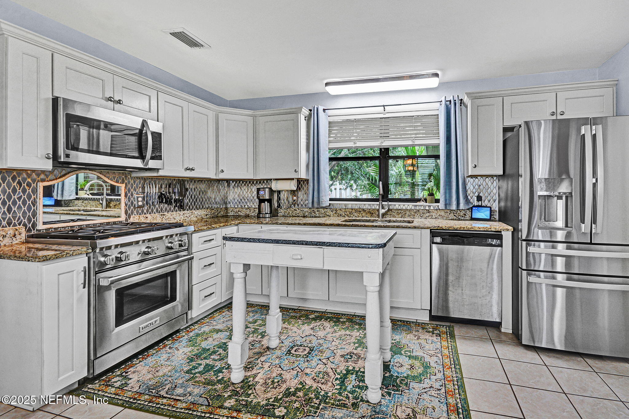 5924 HECKSCHER Drive