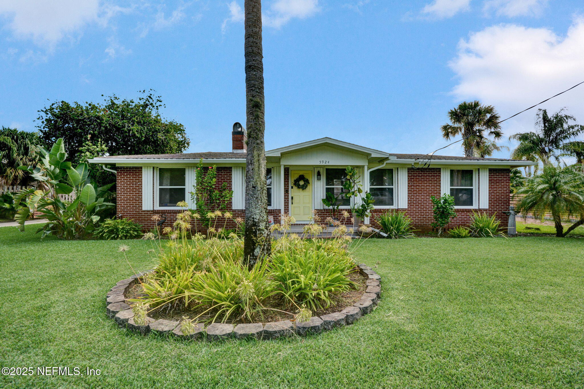 5924 HECKSCHER Drive