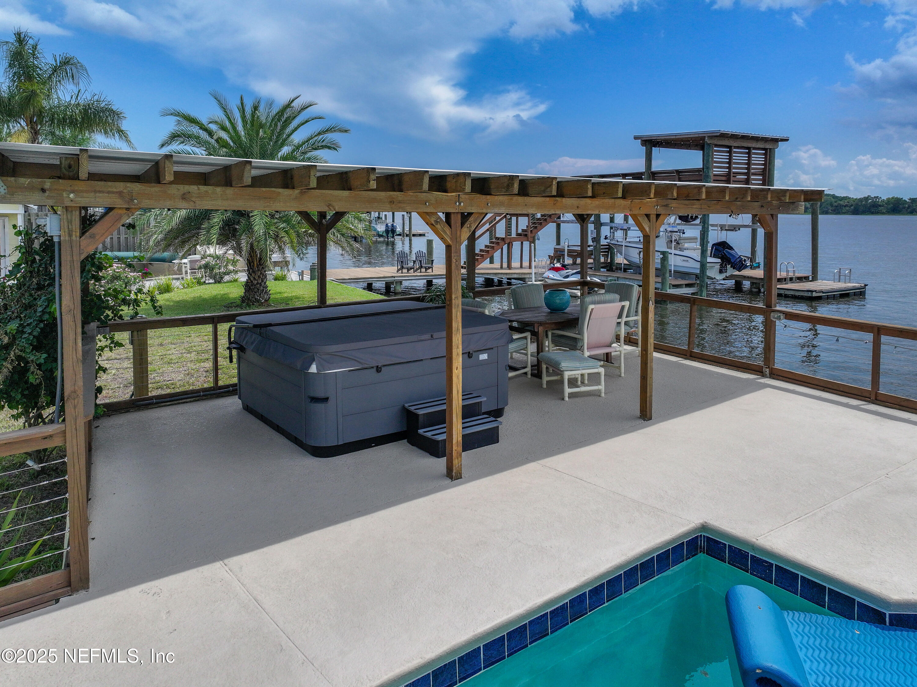 5924 HECKSCHER Drive