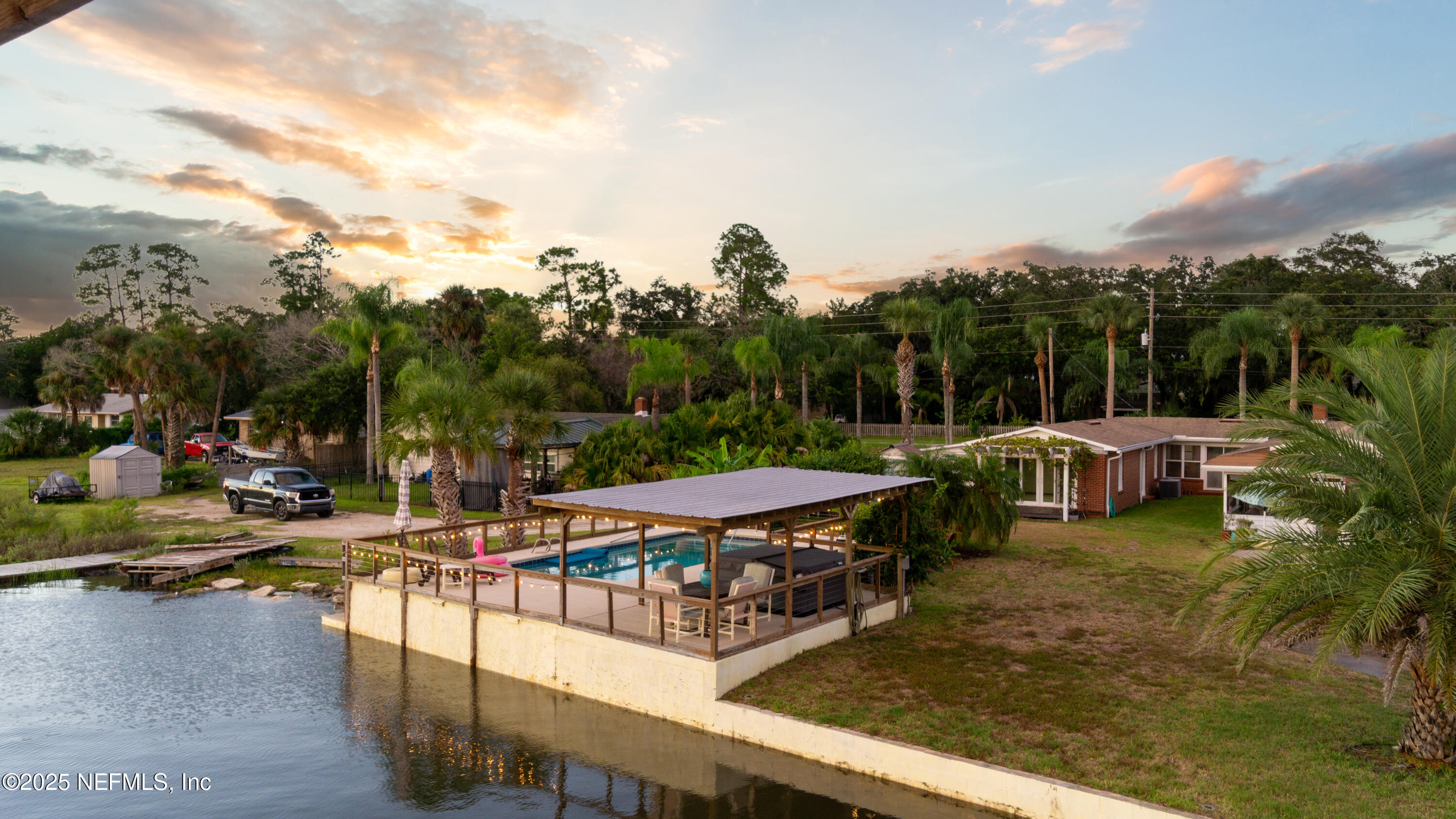 5924 HECKSCHER Drive