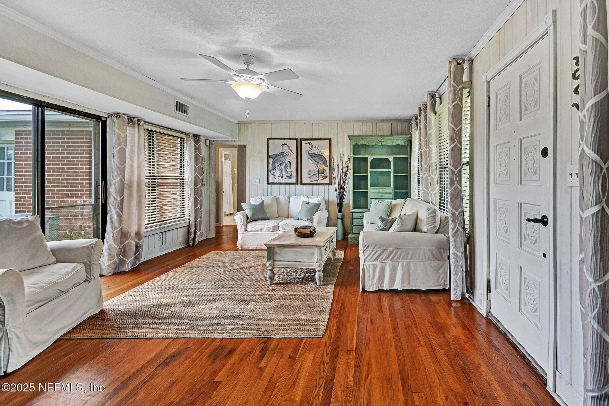 5924 HECKSCHER Drive