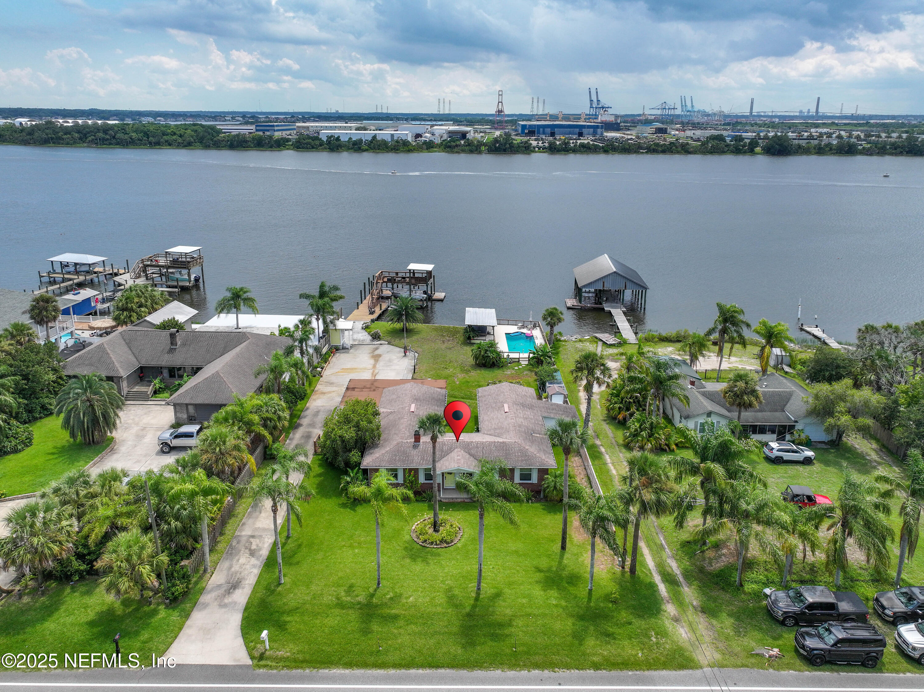 5924 HECKSCHER Drive