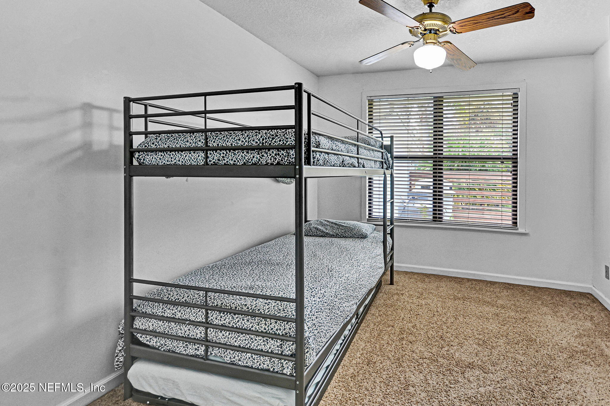 5924 HECKSCHER Drive