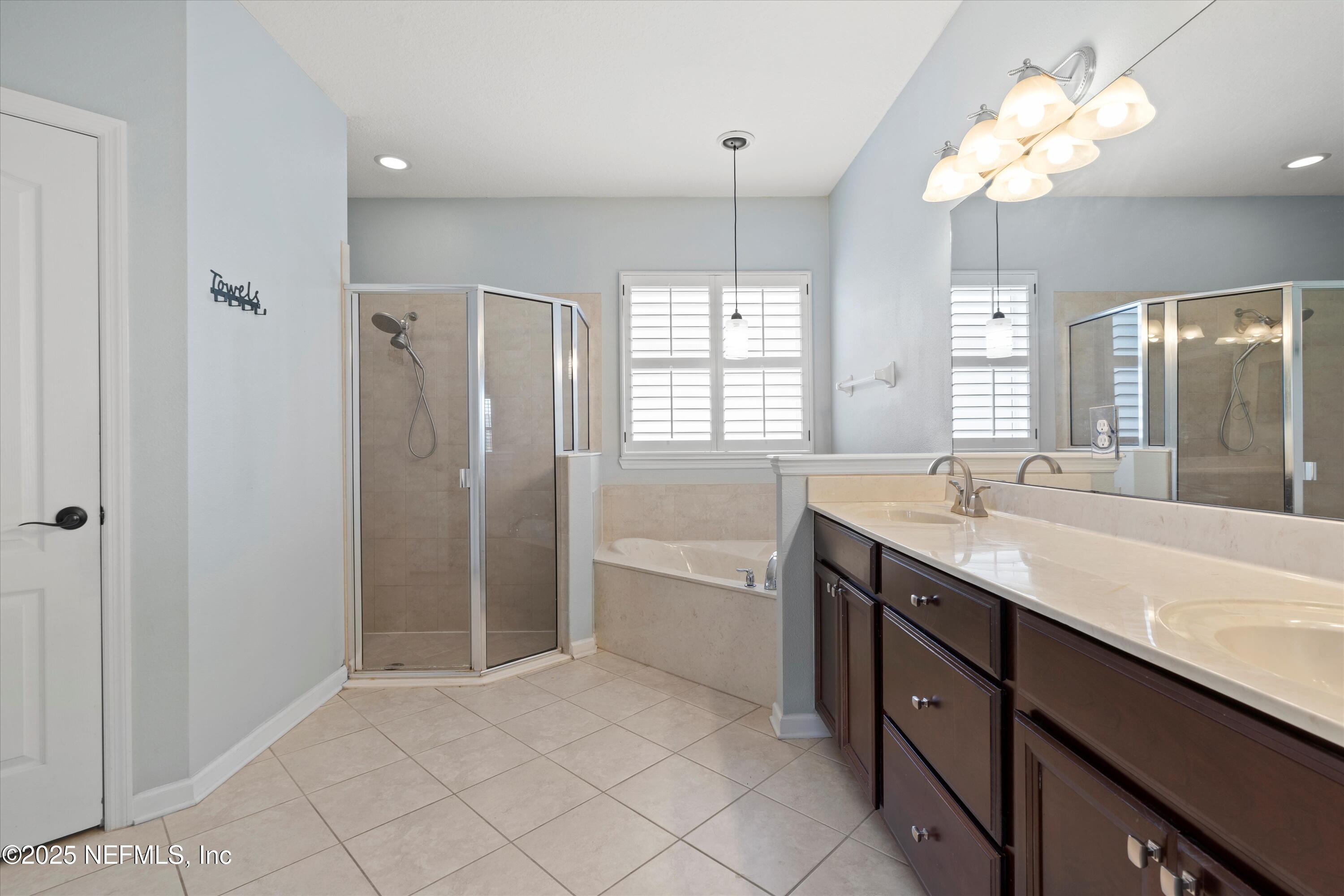 5985 WIND CAVE Lane