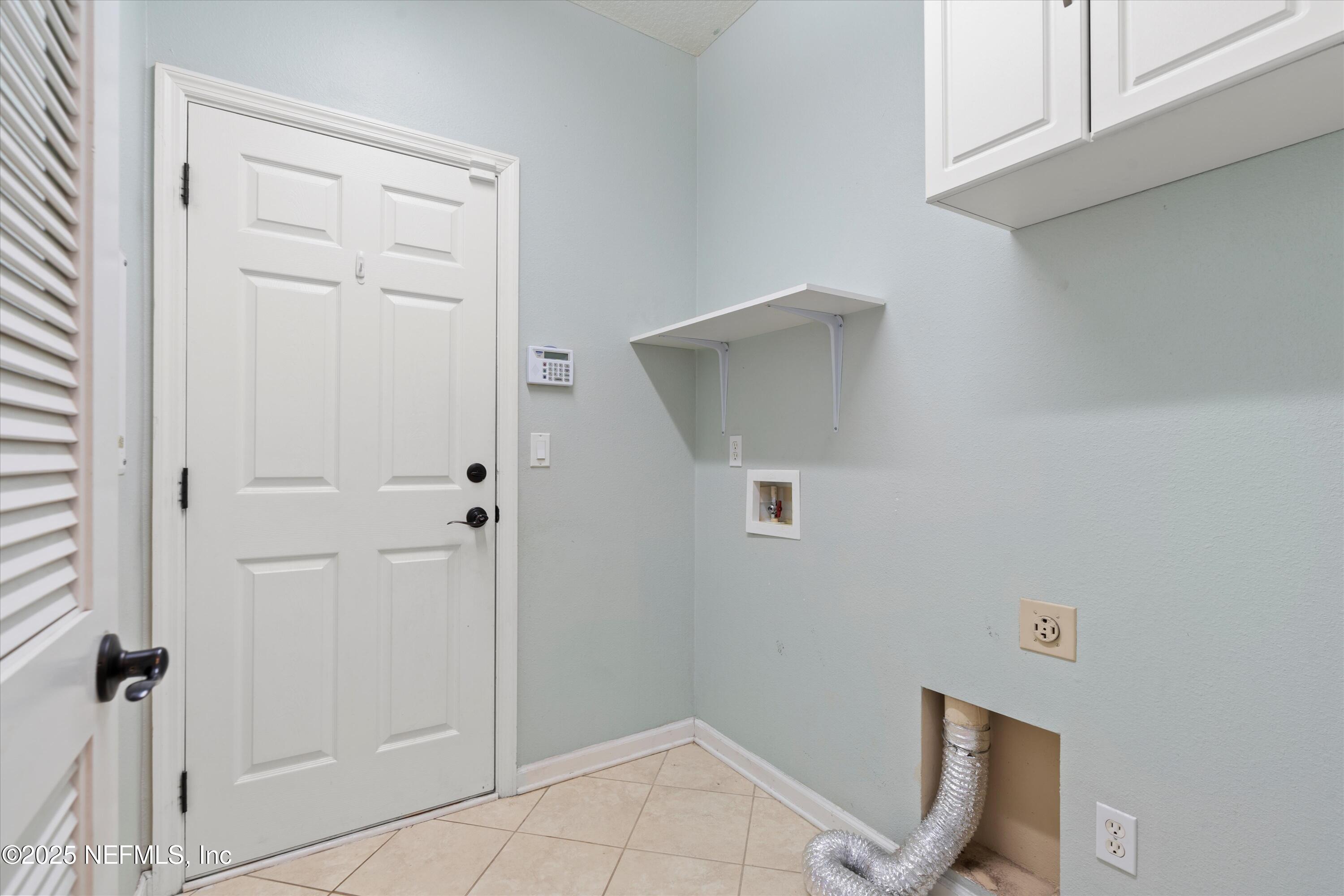 5985 WIND CAVE Lane