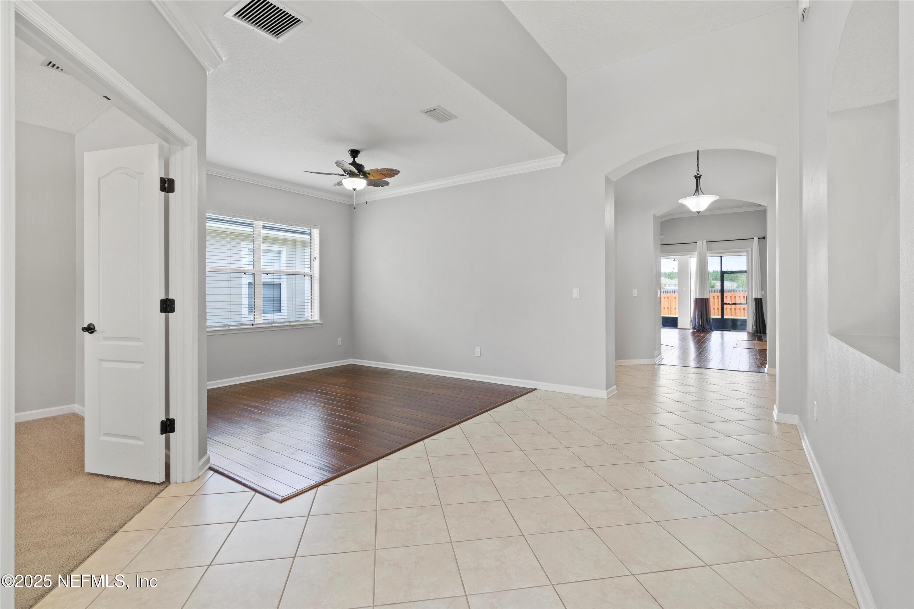5985 WIND CAVE Lane