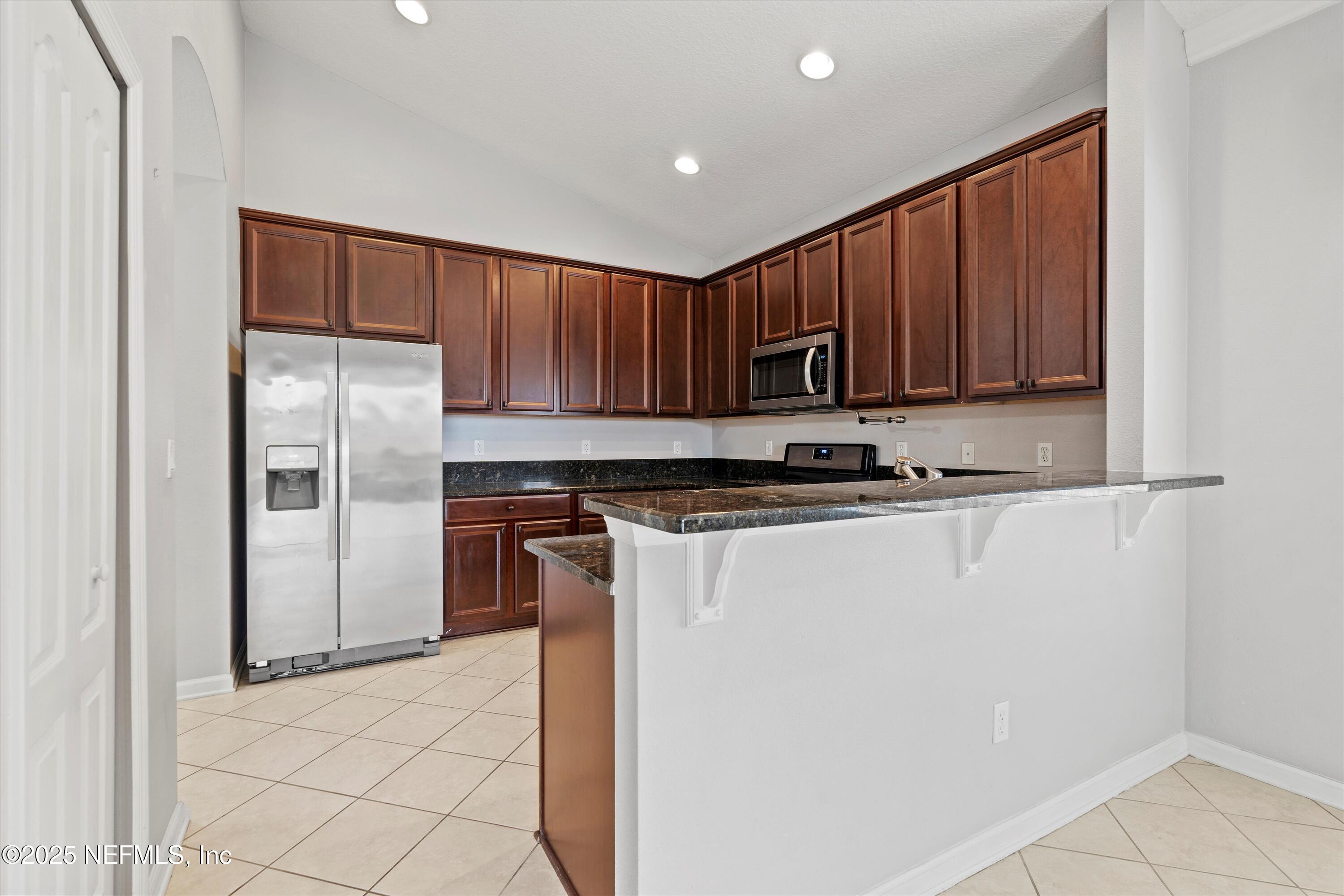 5985 WIND CAVE Lane