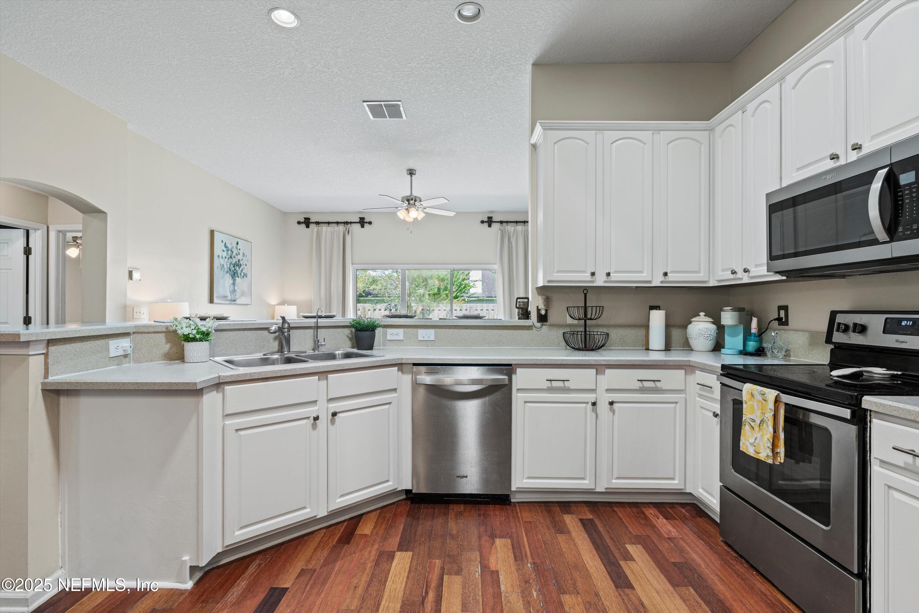 1532 SUMMERDOWN Way, St. Johns