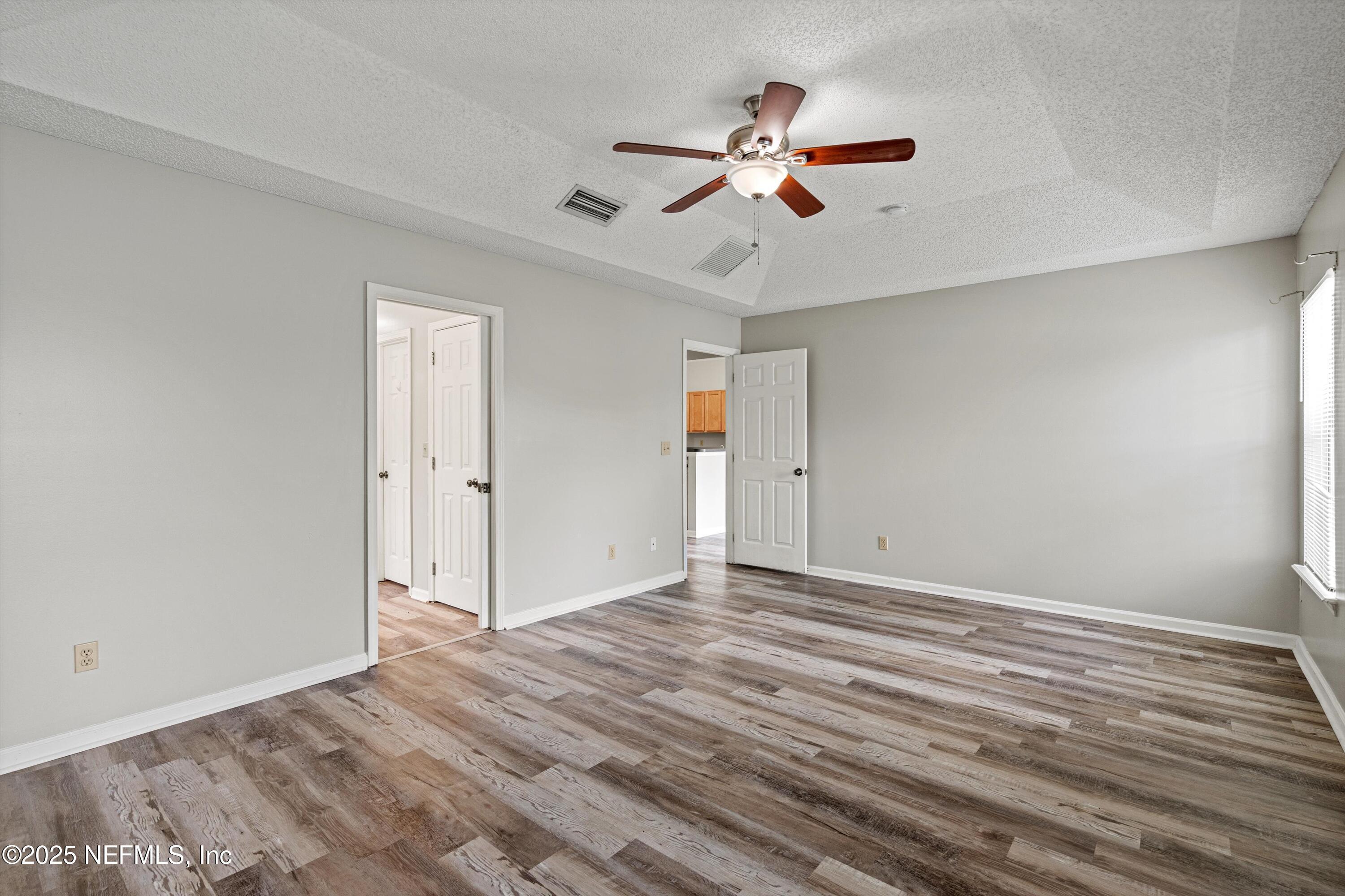 4053 SAVANNAH GLEN Boulevard