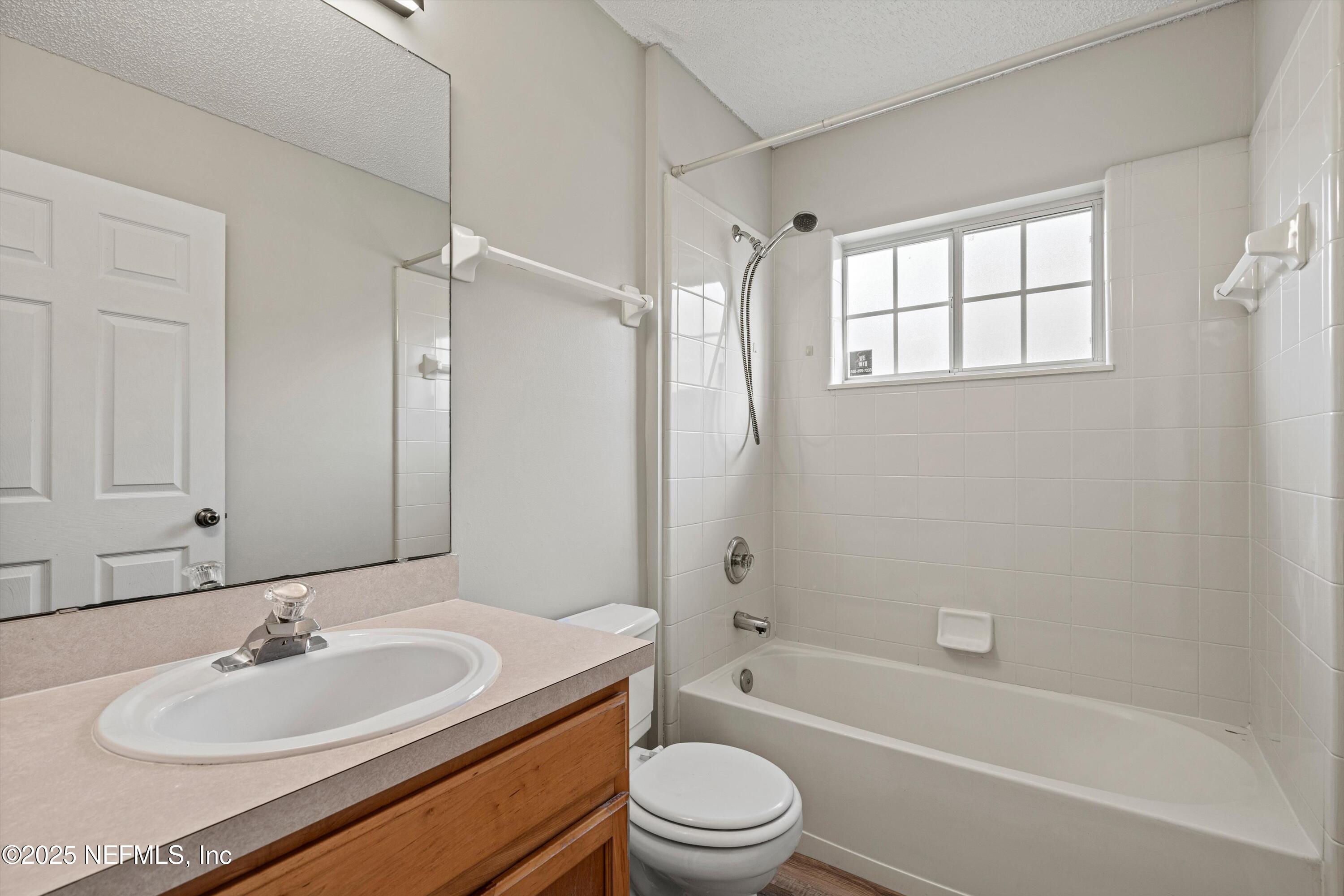 4053 SAVANNAH GLEN Boulevard