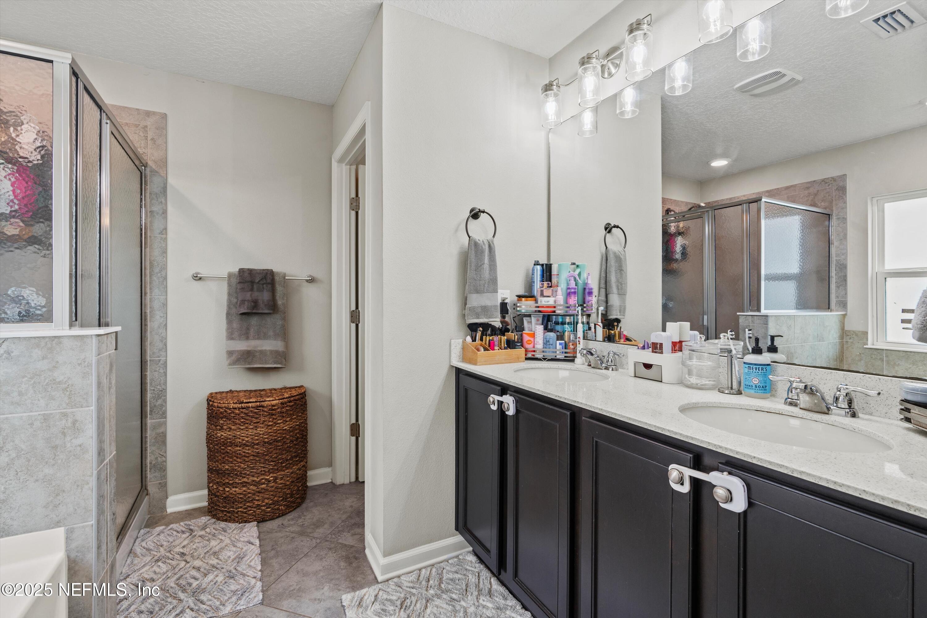 3947 CONNECTICUT Avenue