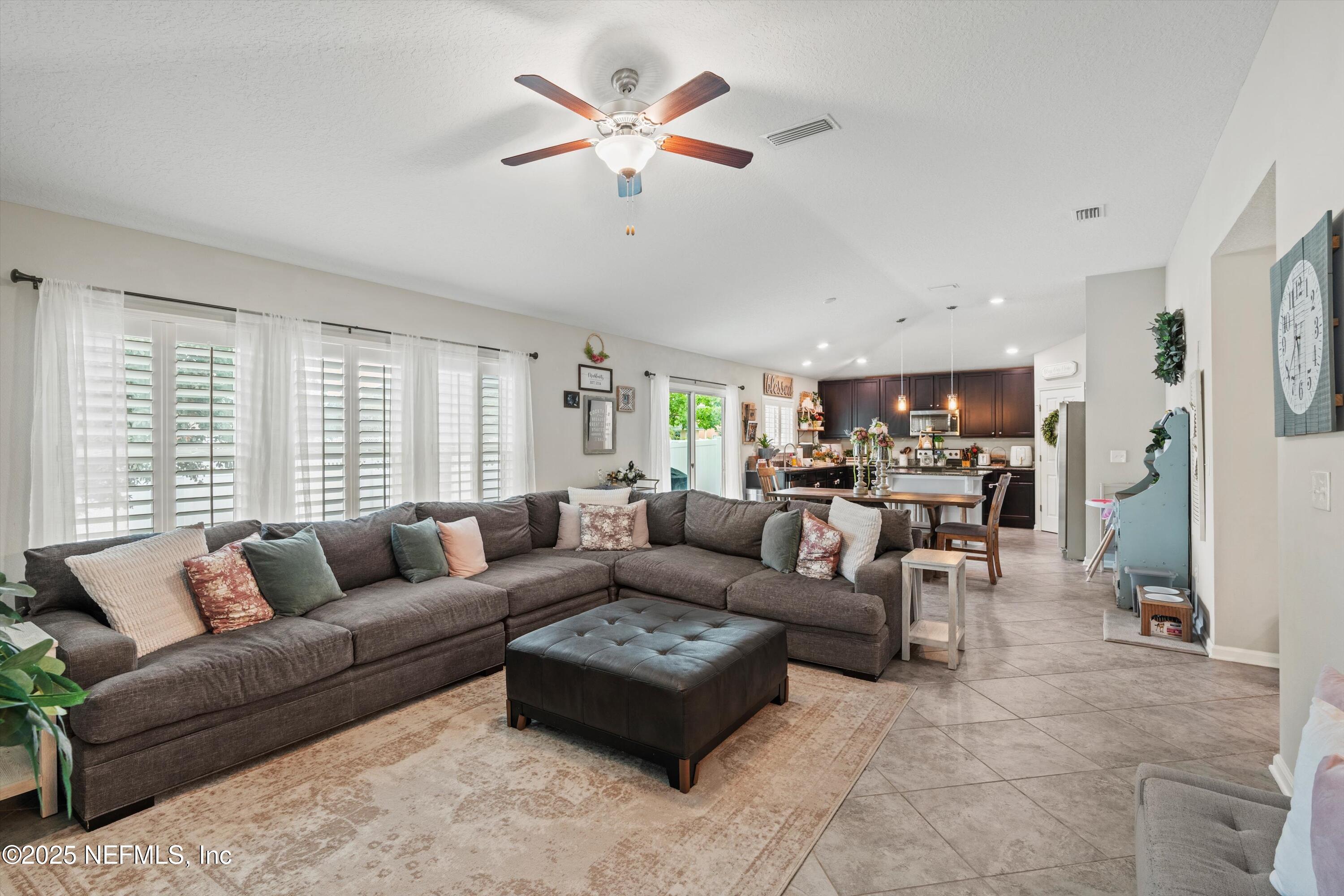 3947 CONNECTICUT Avenue