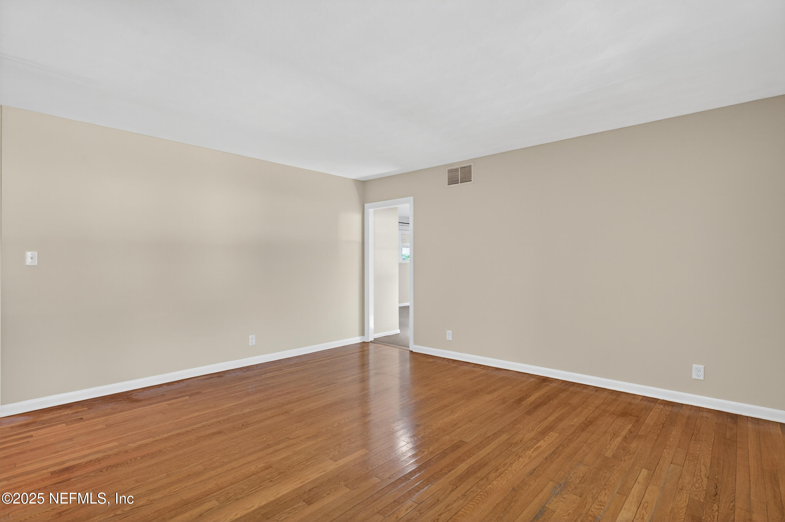 1619 MT VERNON Drive