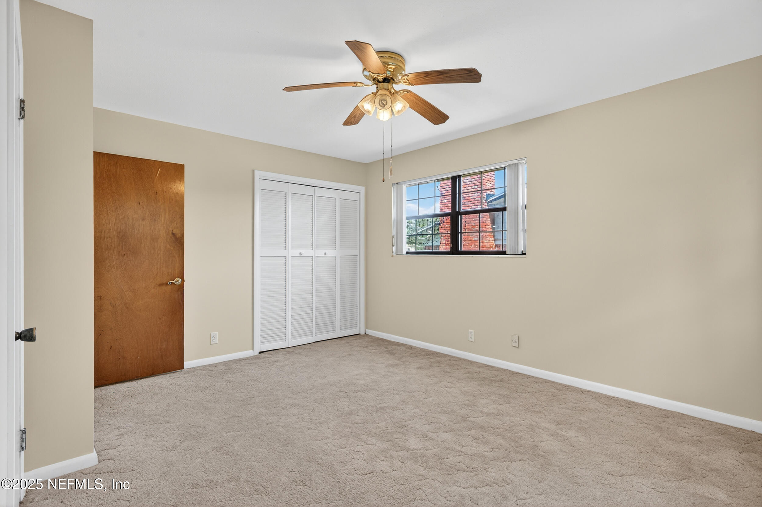 1619 MT VERNON Drive