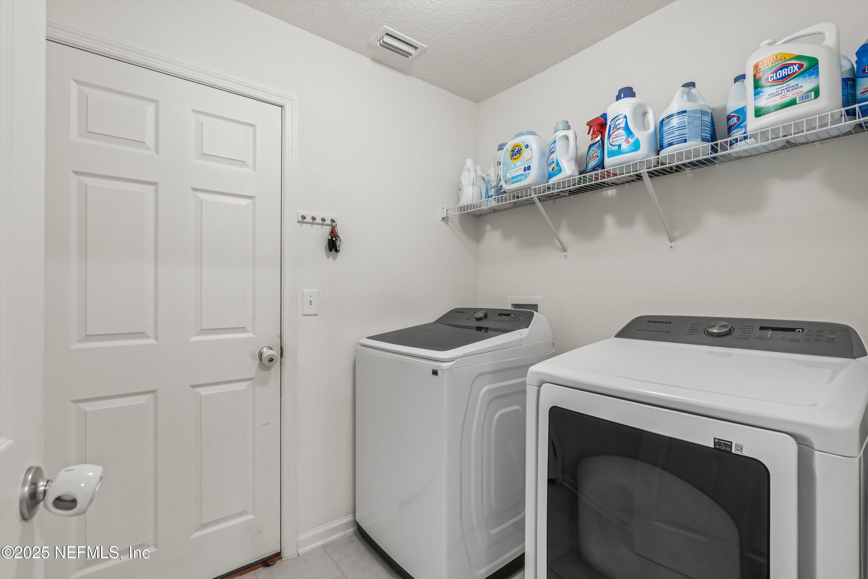 2015 CARTER LANDING Boulevard