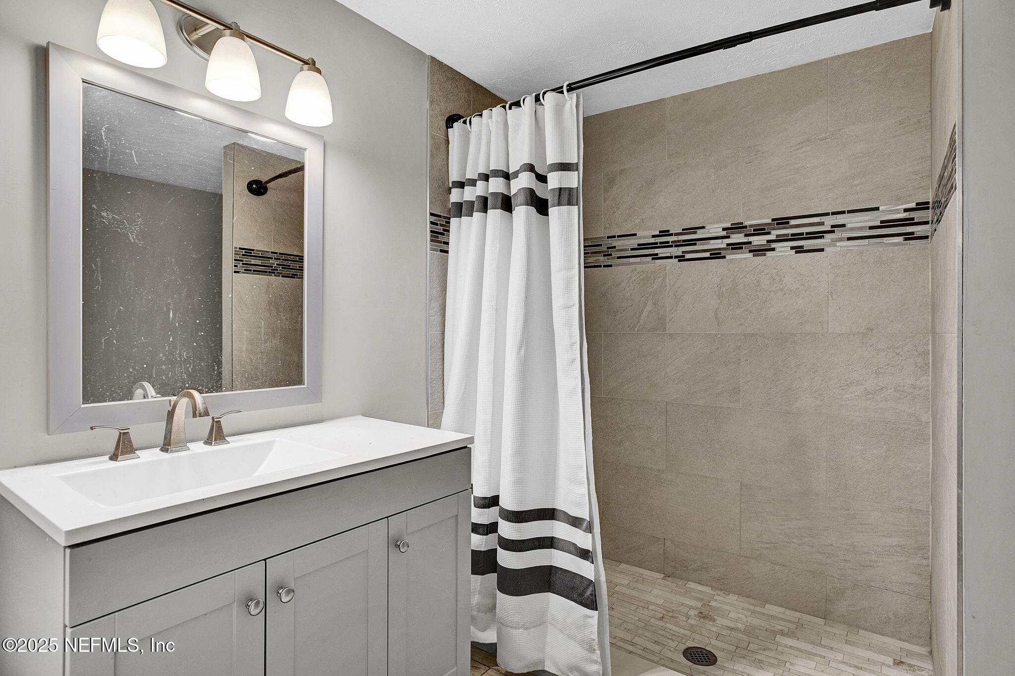 10169 MELANIE Avenue