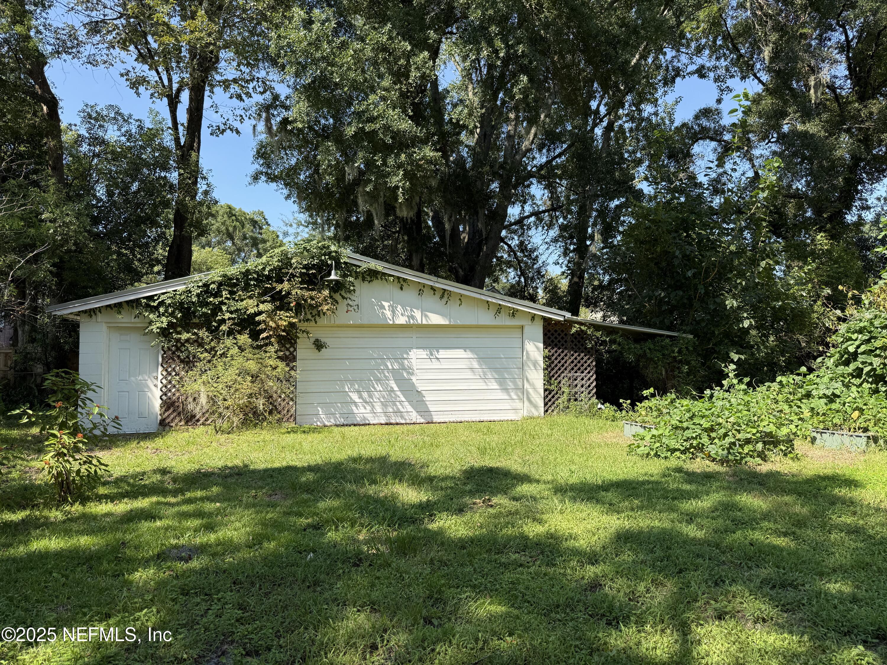 4713 KINGSBURY Street